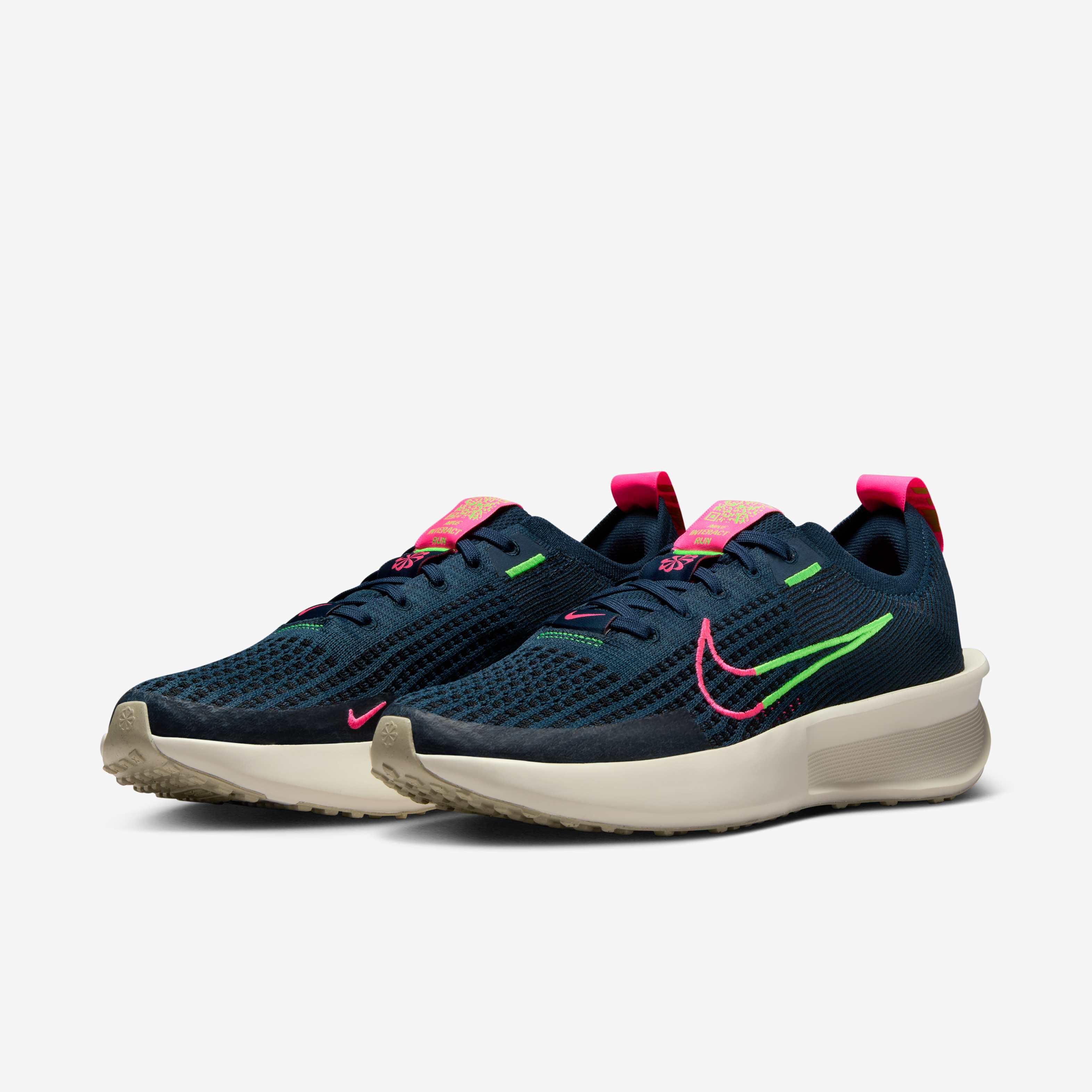 Nike Interact Run image number 4