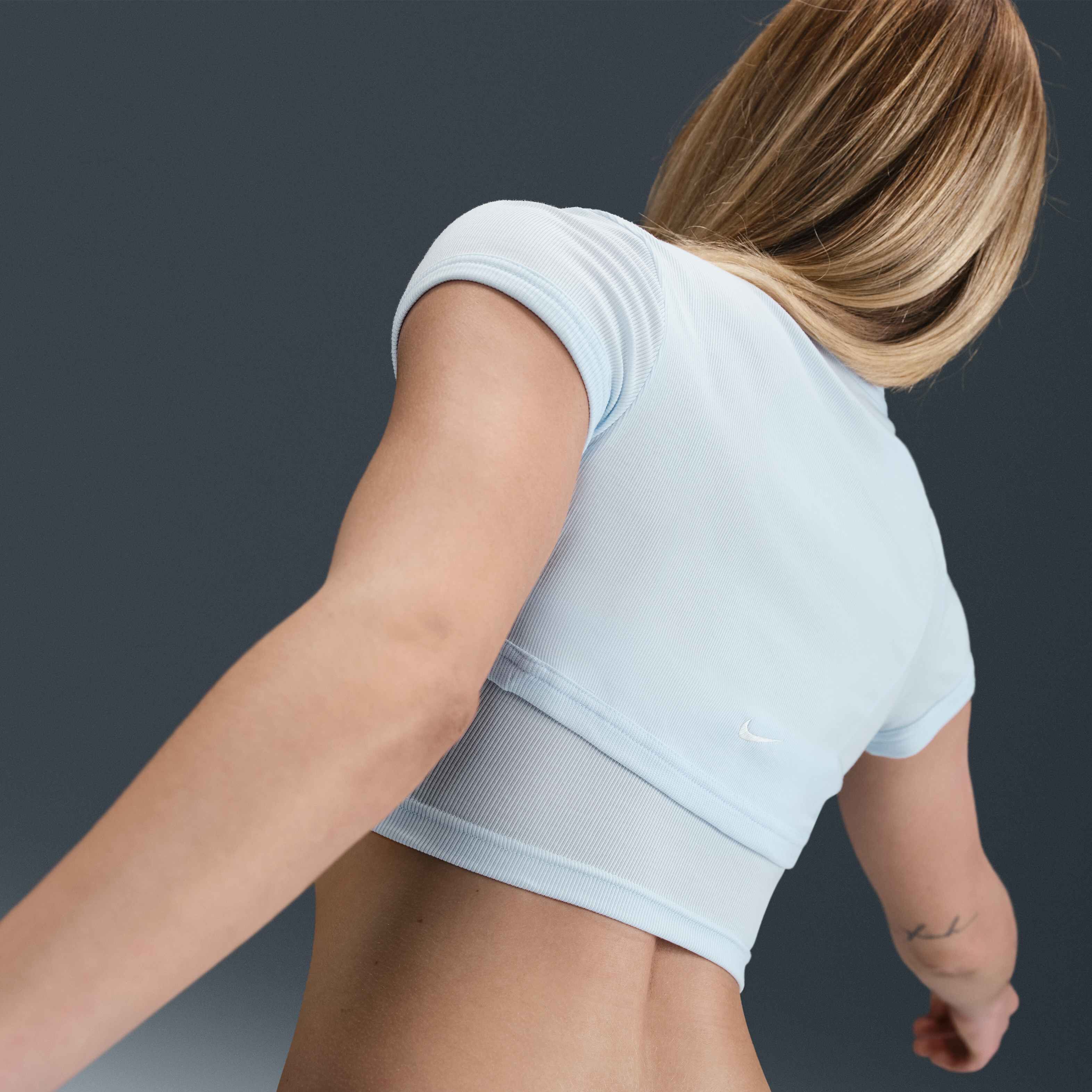 نايكي سبورتسوير تشيل نت image number 1