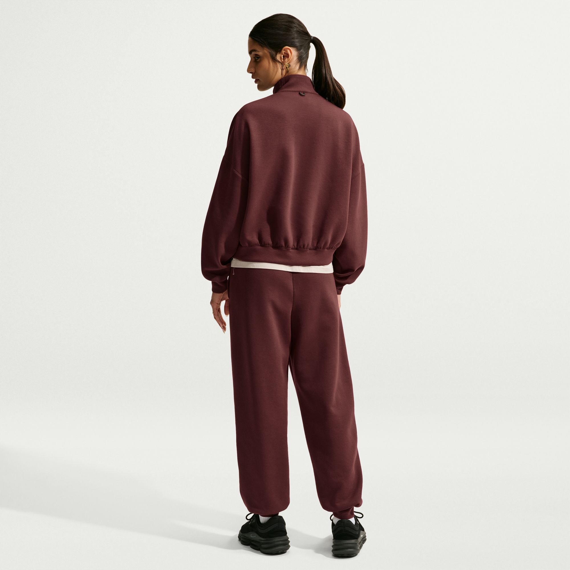Nike 24.7 ImpossiblySoft image number 1