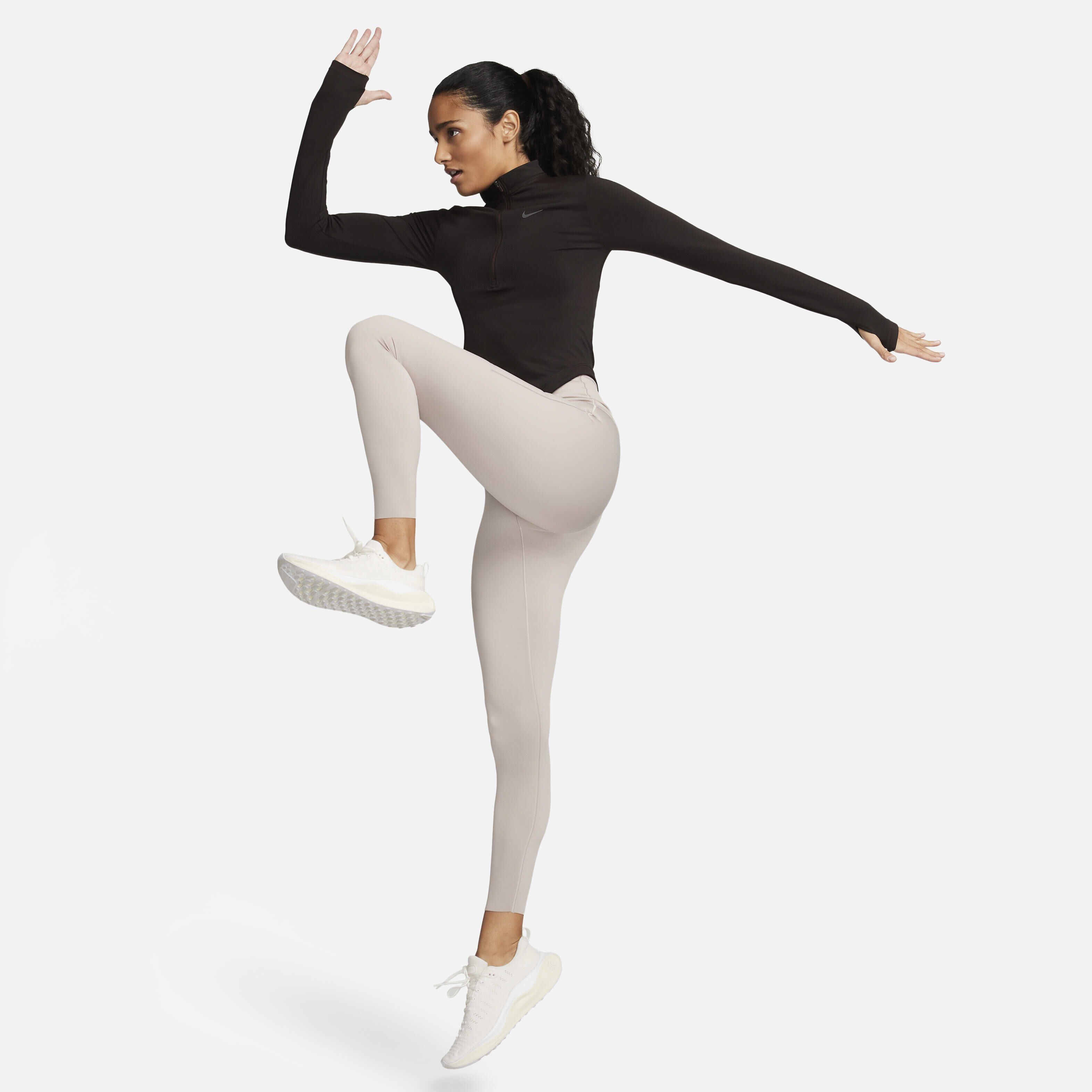 Nike Running Division image number 4