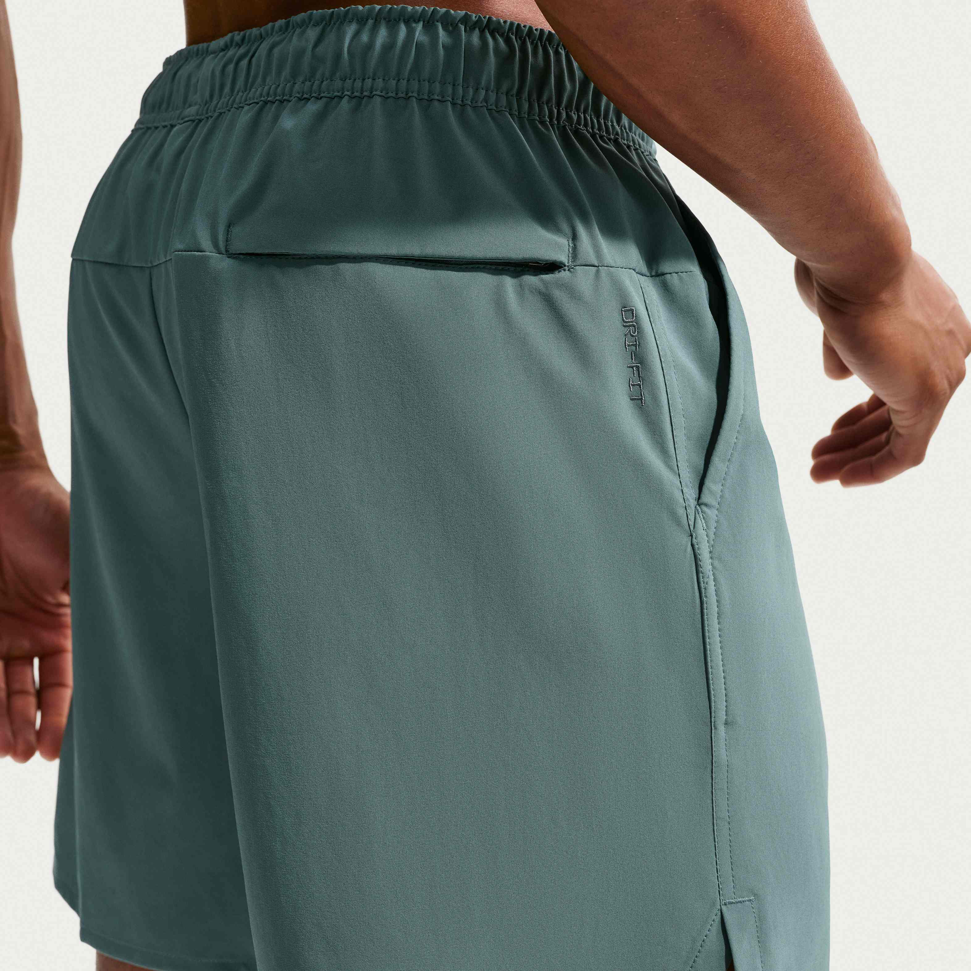 نايكي انليميتد image number 2