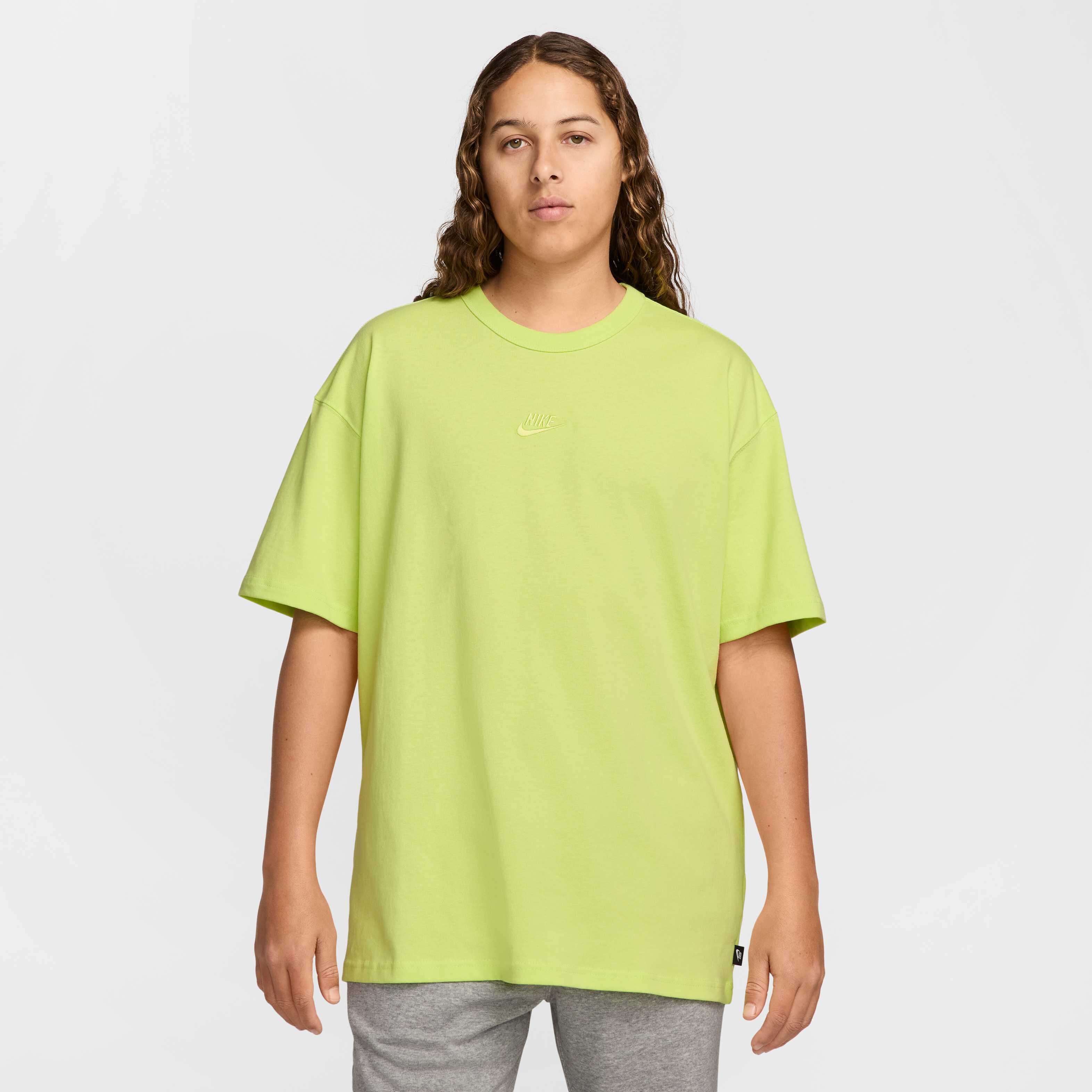 Nike Sportswear Premium Essentials image number 0