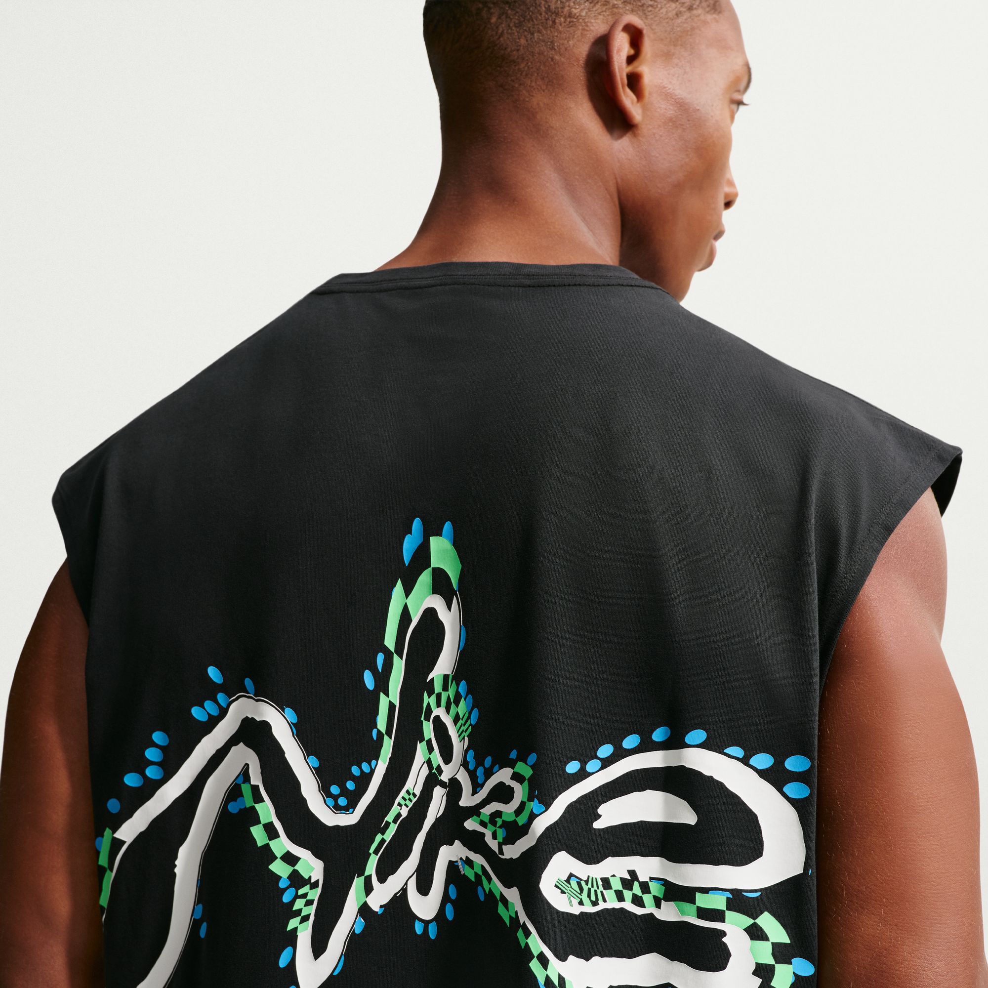 Nike image number 3