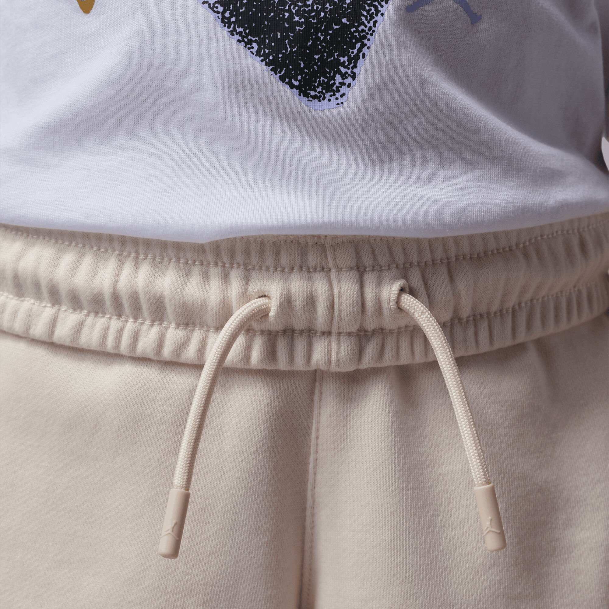 Zoom image