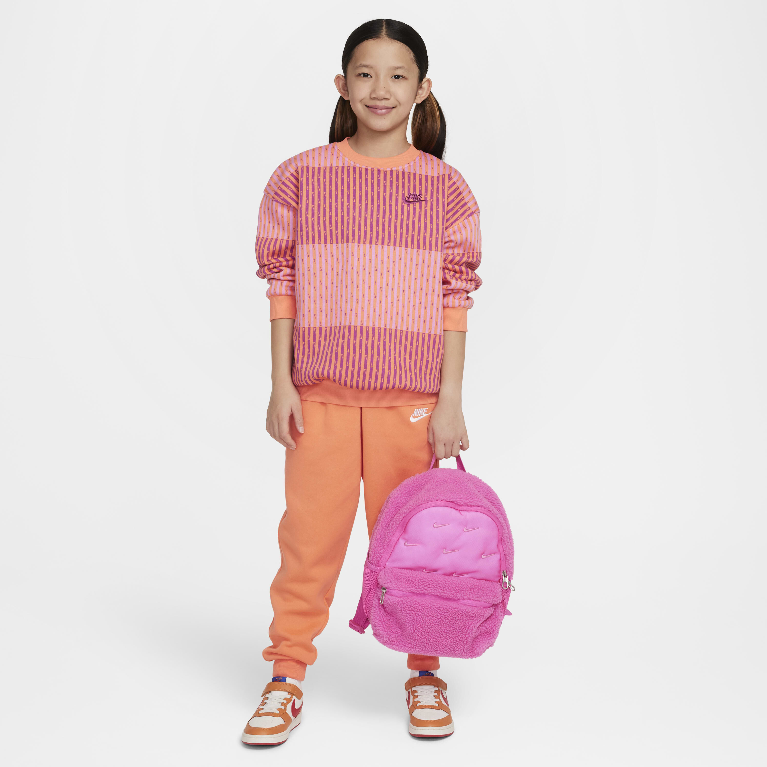 نايكي سبورتسوير كلوب فليس image number 4