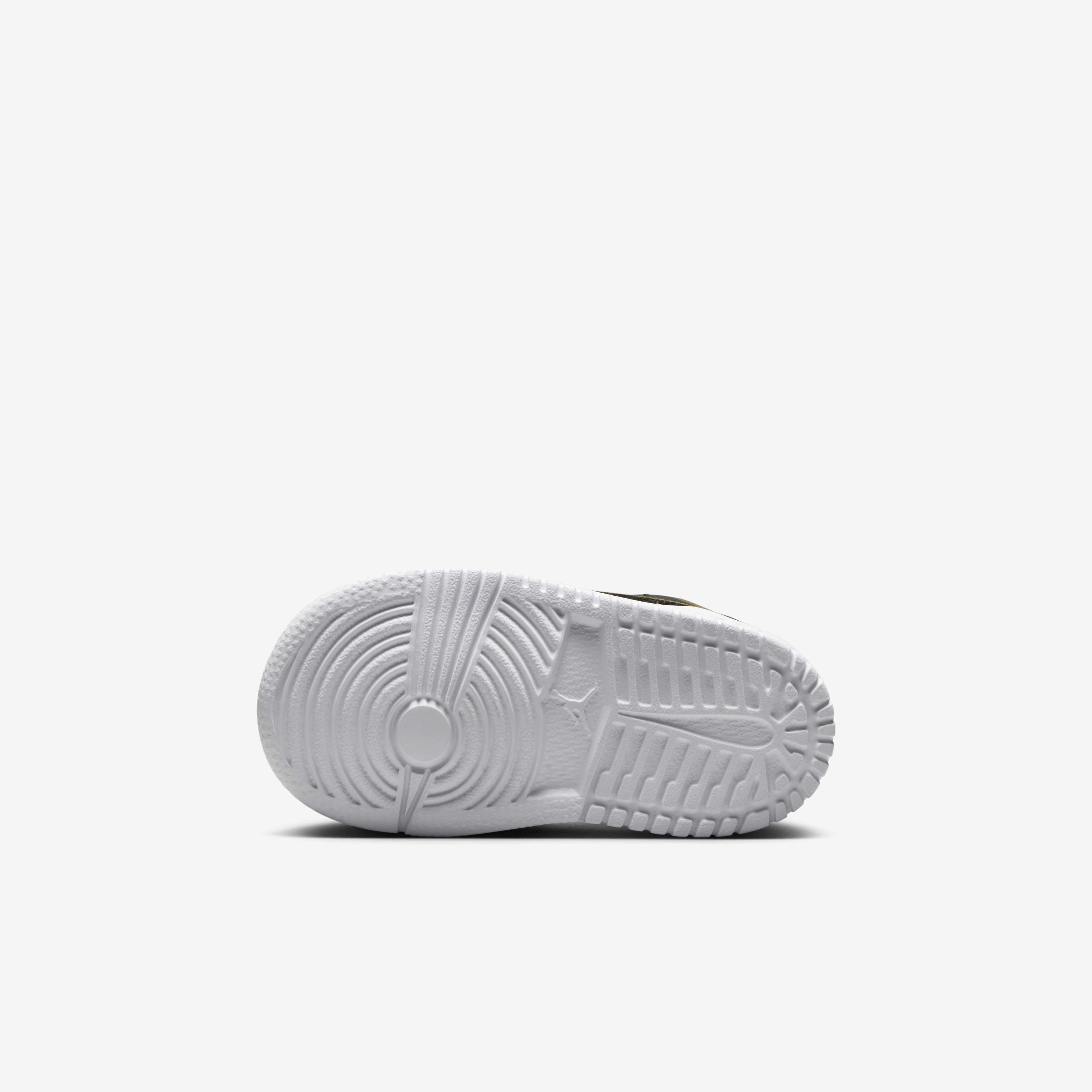 جوردن 1 ميد الت image number 1