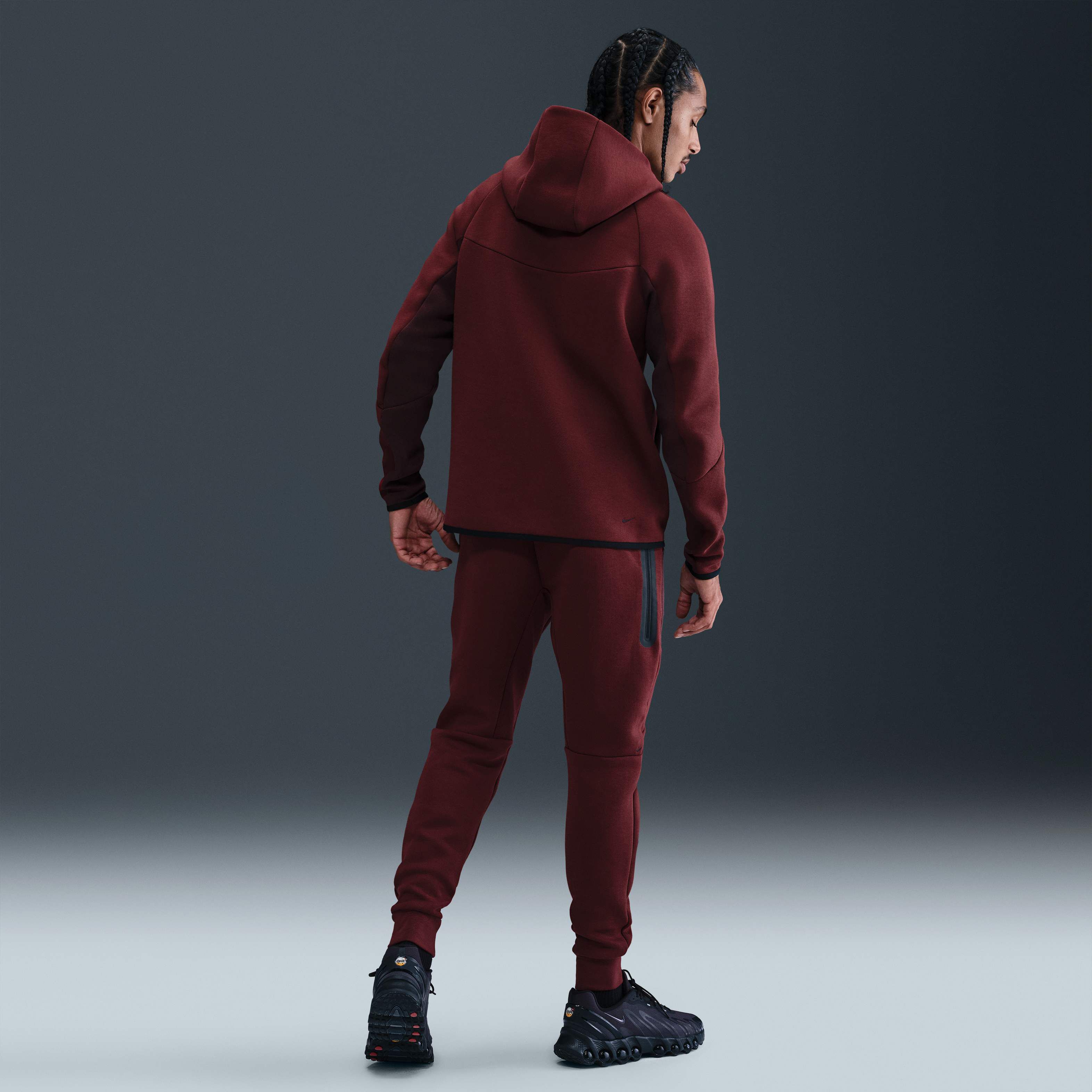 Nike Tech image number 3