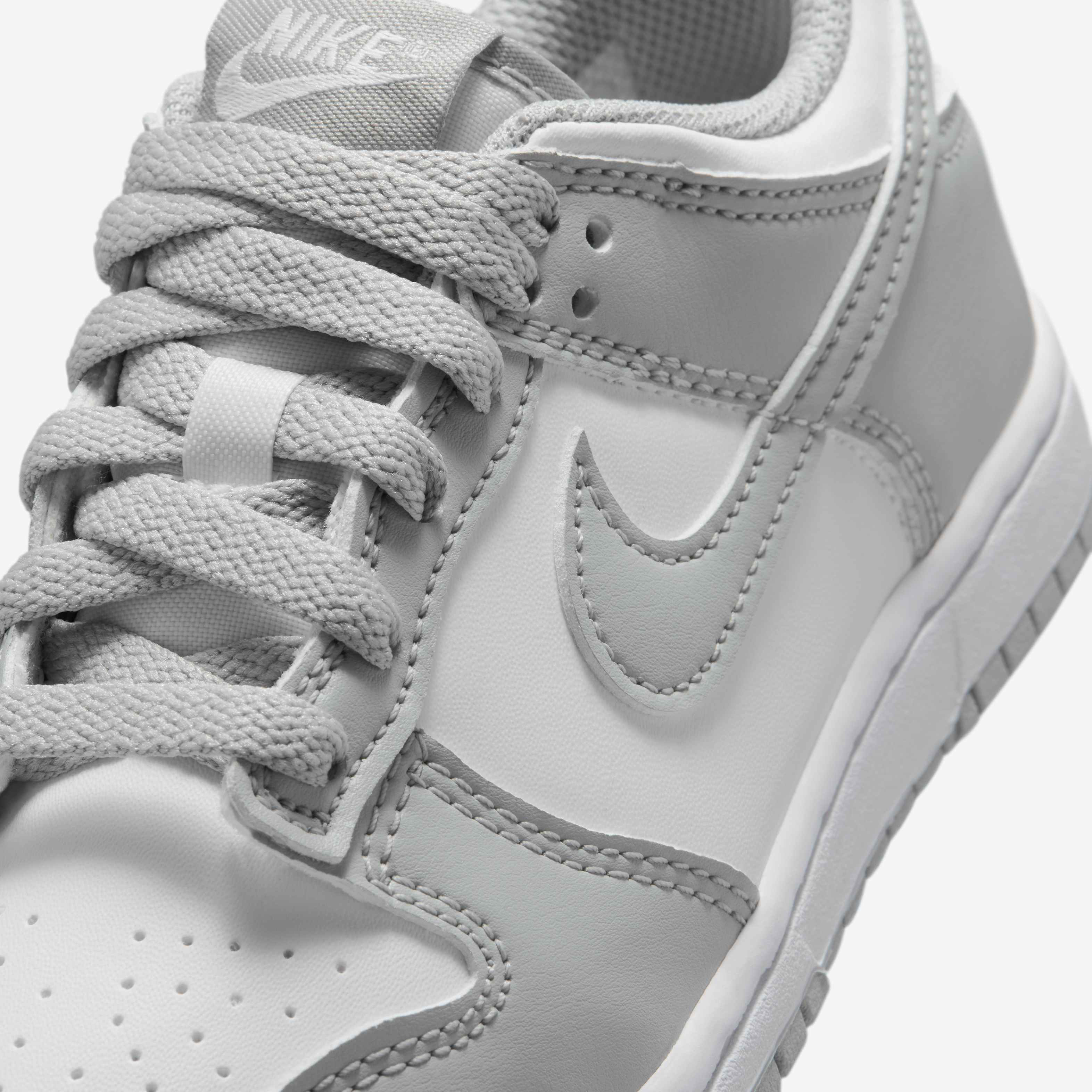 Nike Dunk Low image number 6