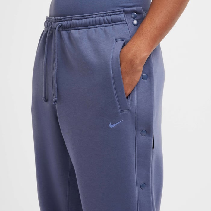 LeBron Standard Issue image number 2 LeBron Standard Issue image number 2