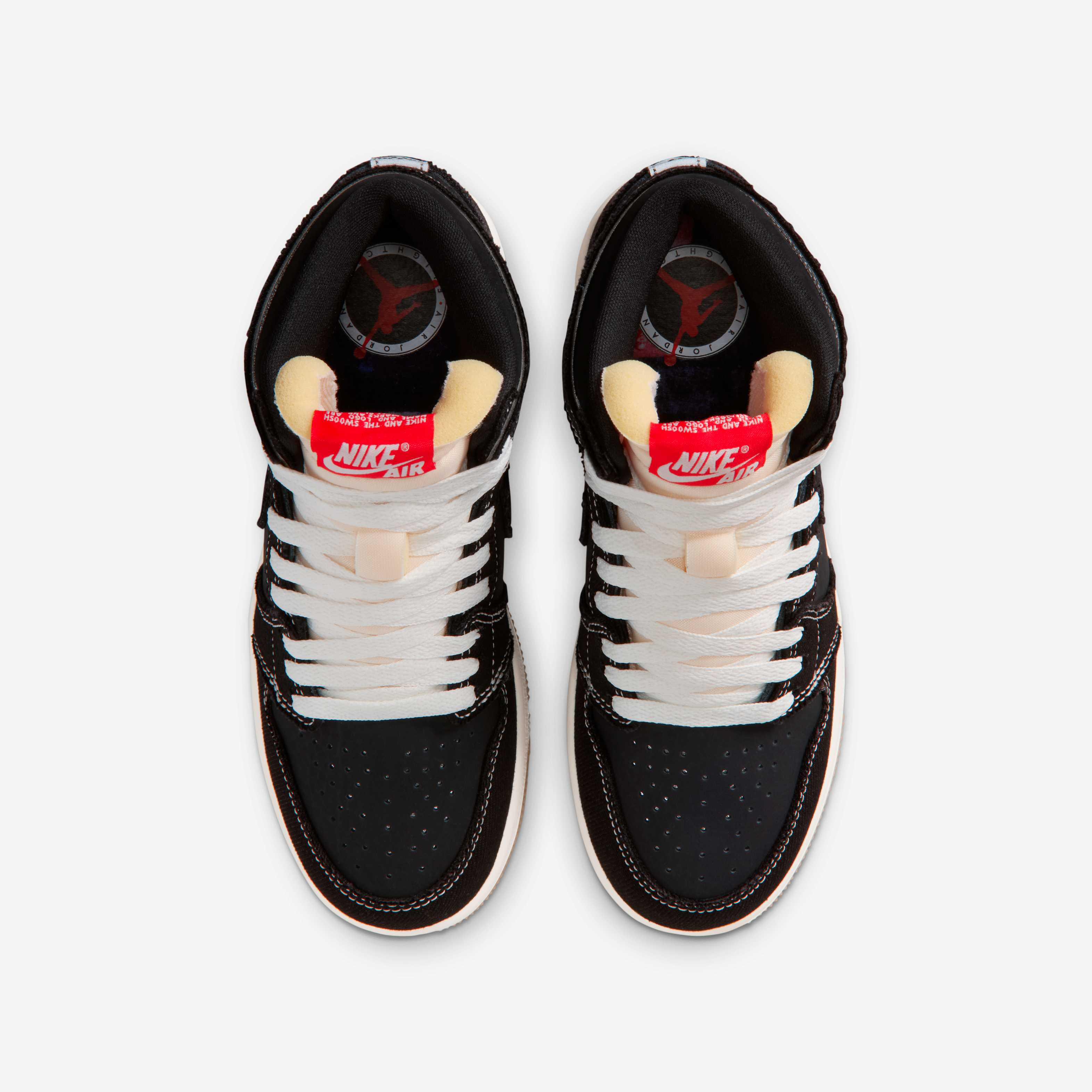 Air Jordan 1 Retro High OG image number 3