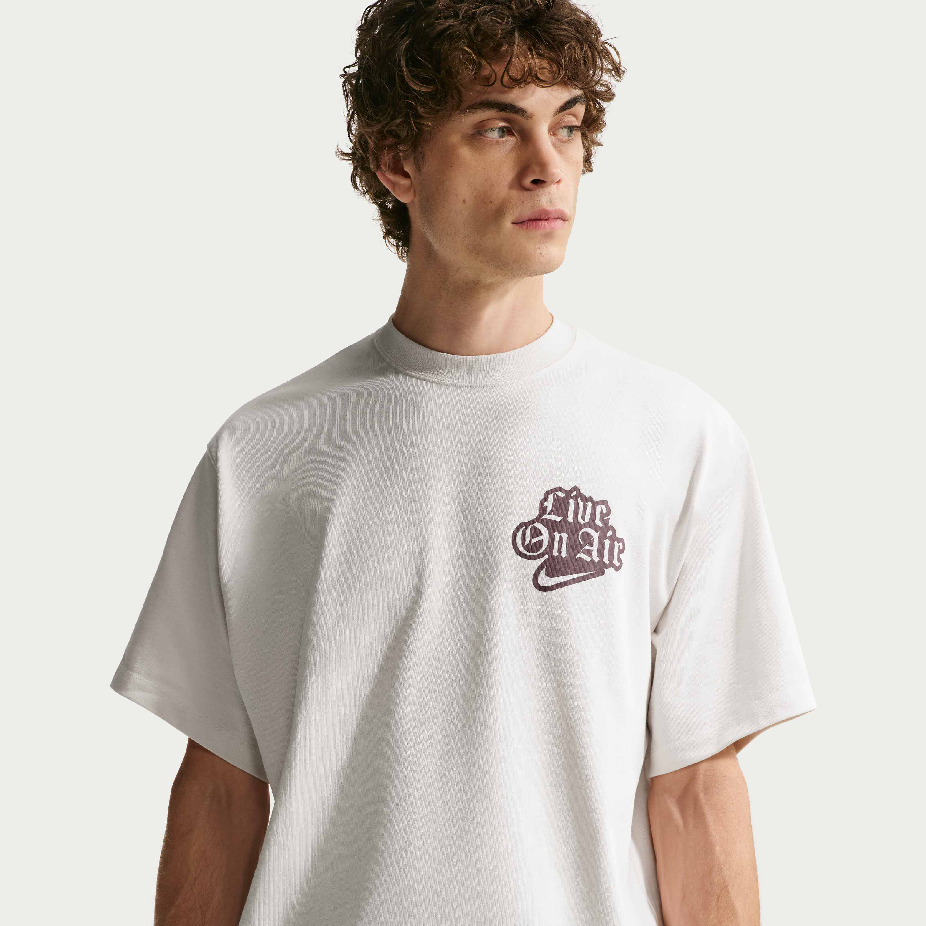 Nike Solo Swoosh image number 0