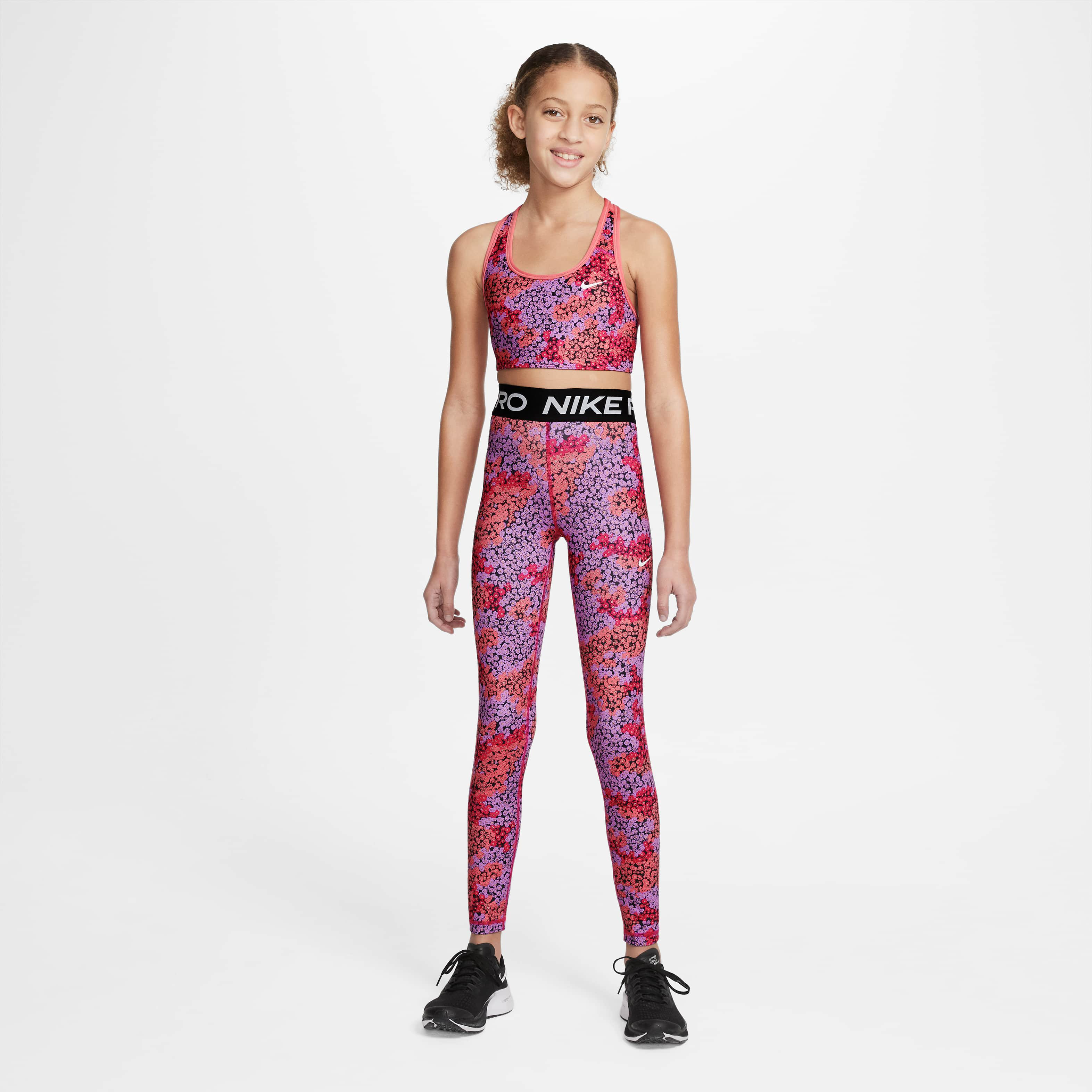 Nike Dri-FIT Swoosh image number 8
