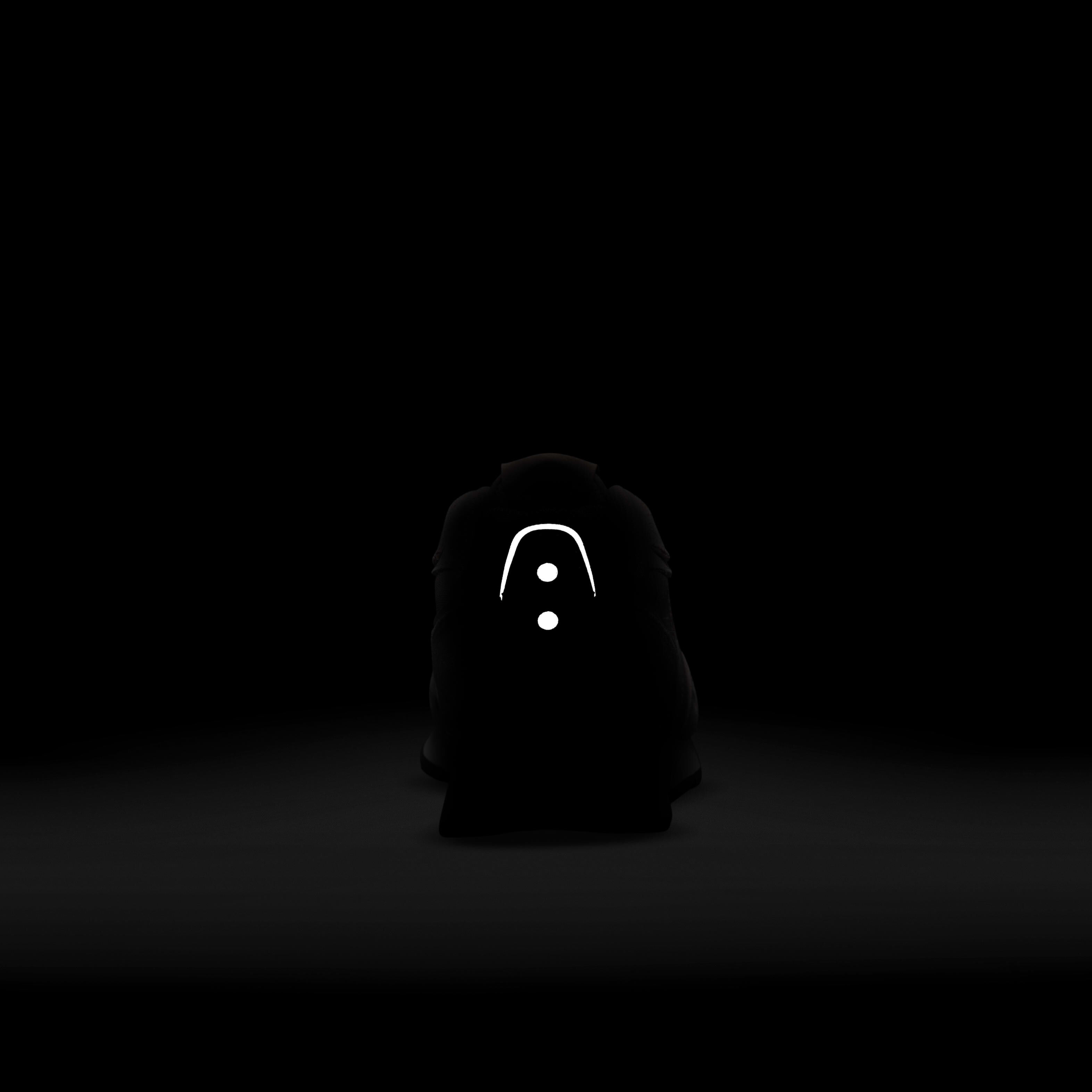 Nike Venture Runner image number 9