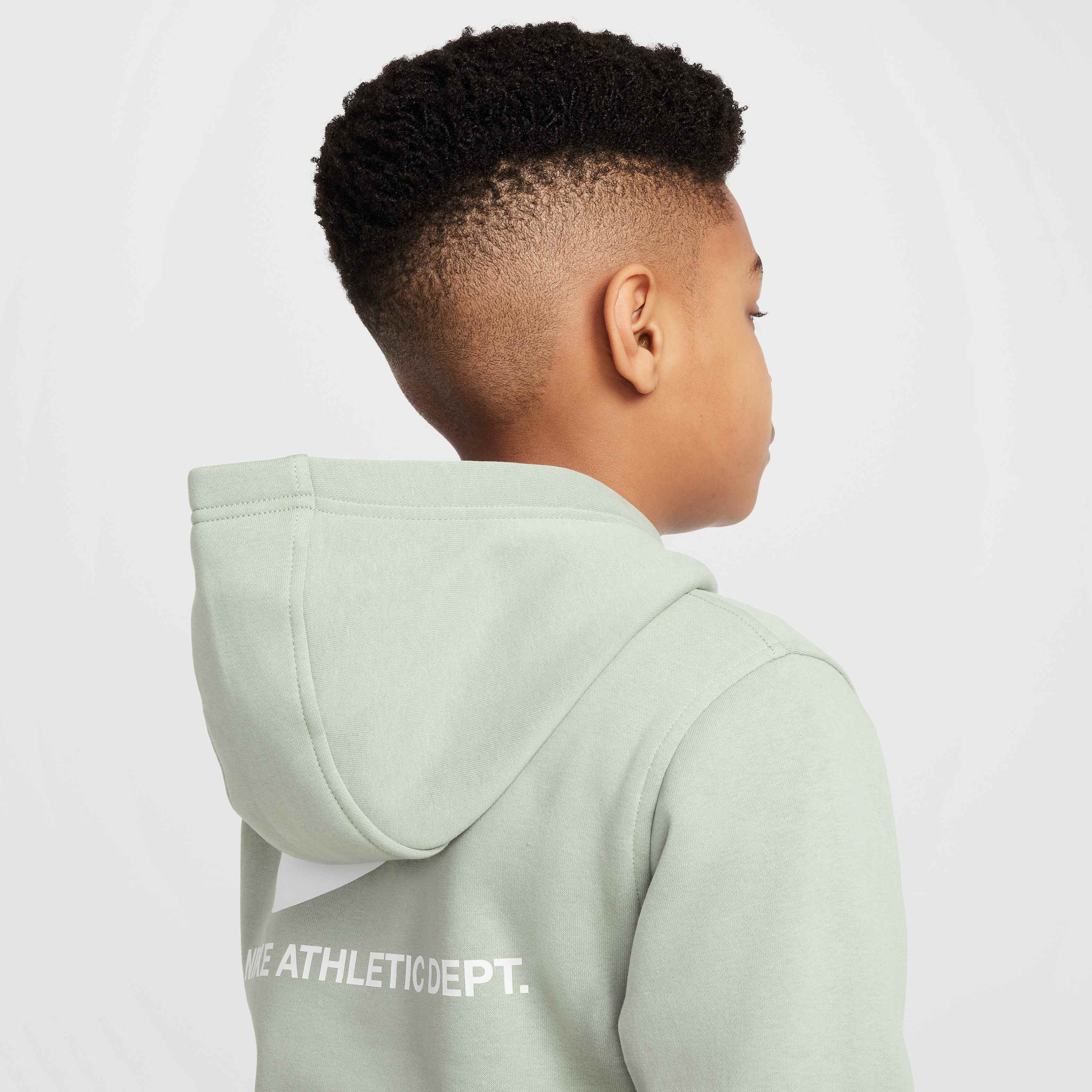 نايكي سبورتسوير image number 7