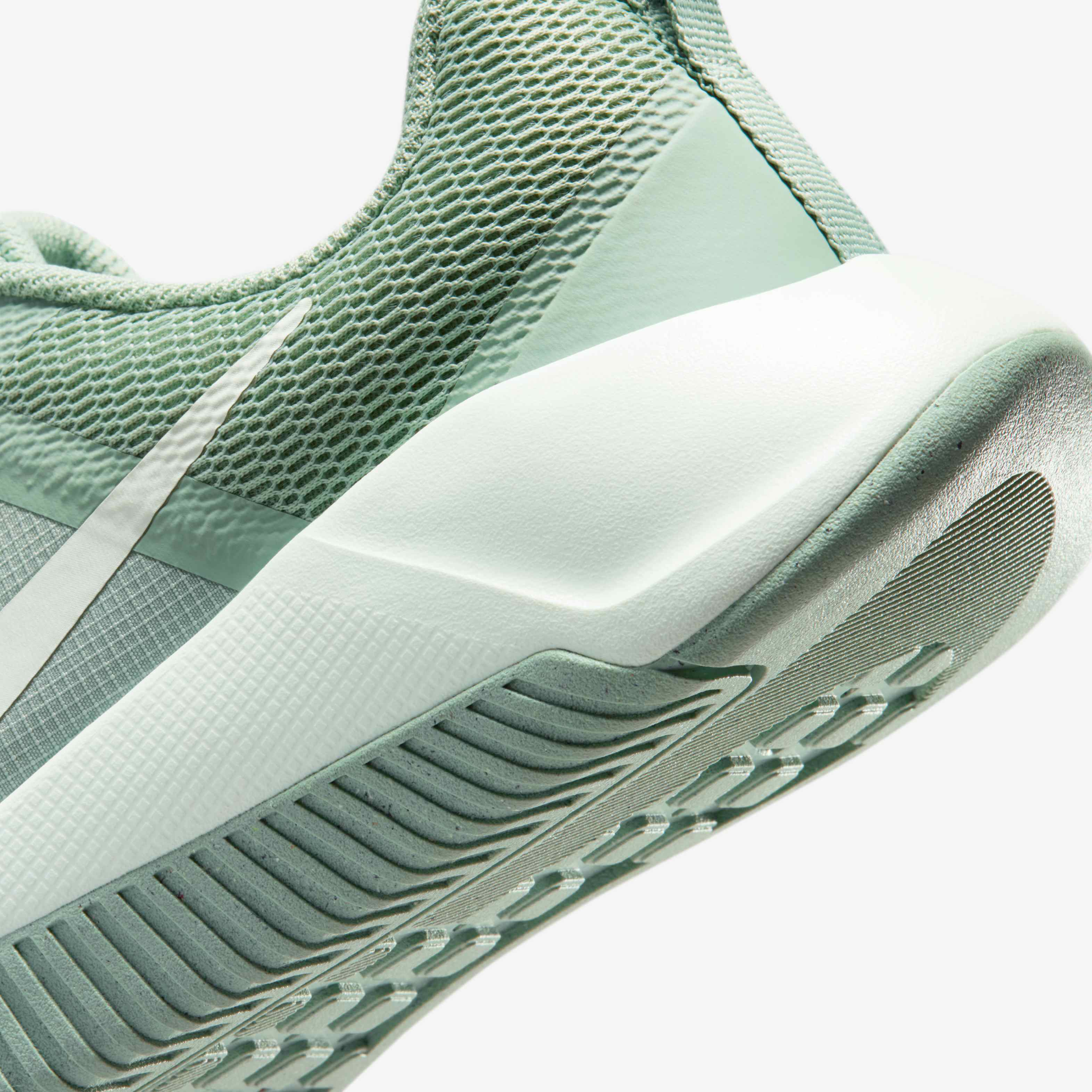 نايكي أم سي ترينر 3 image number 7