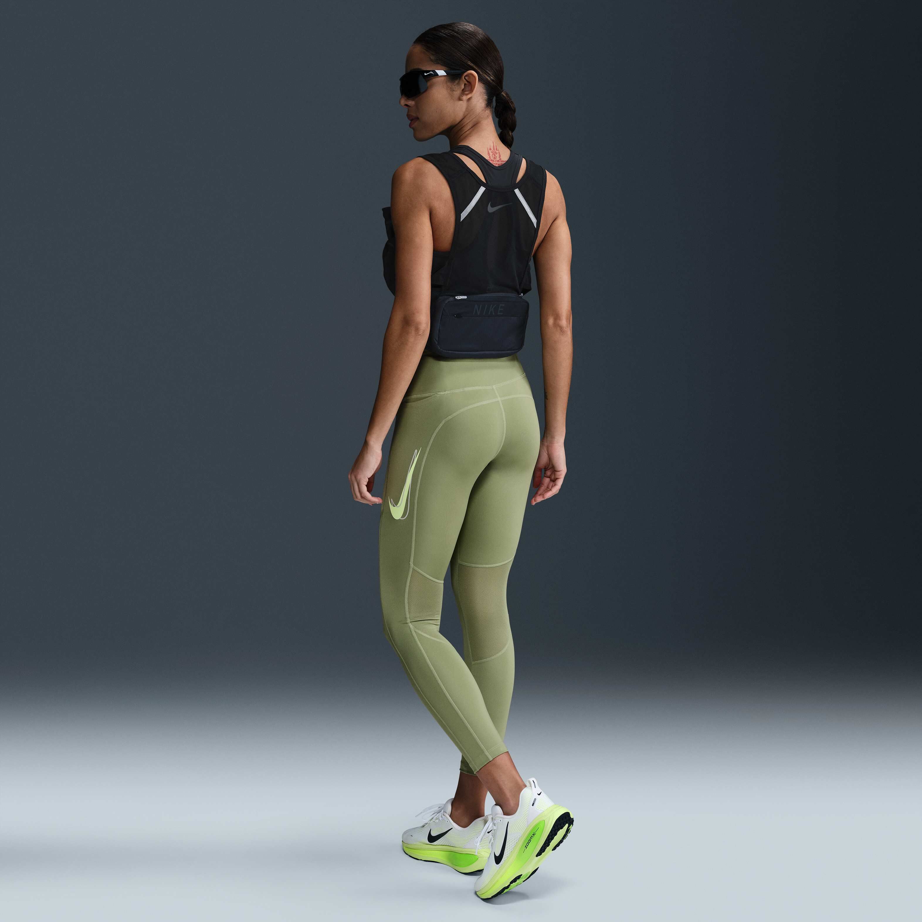 Nike Fast image number 3