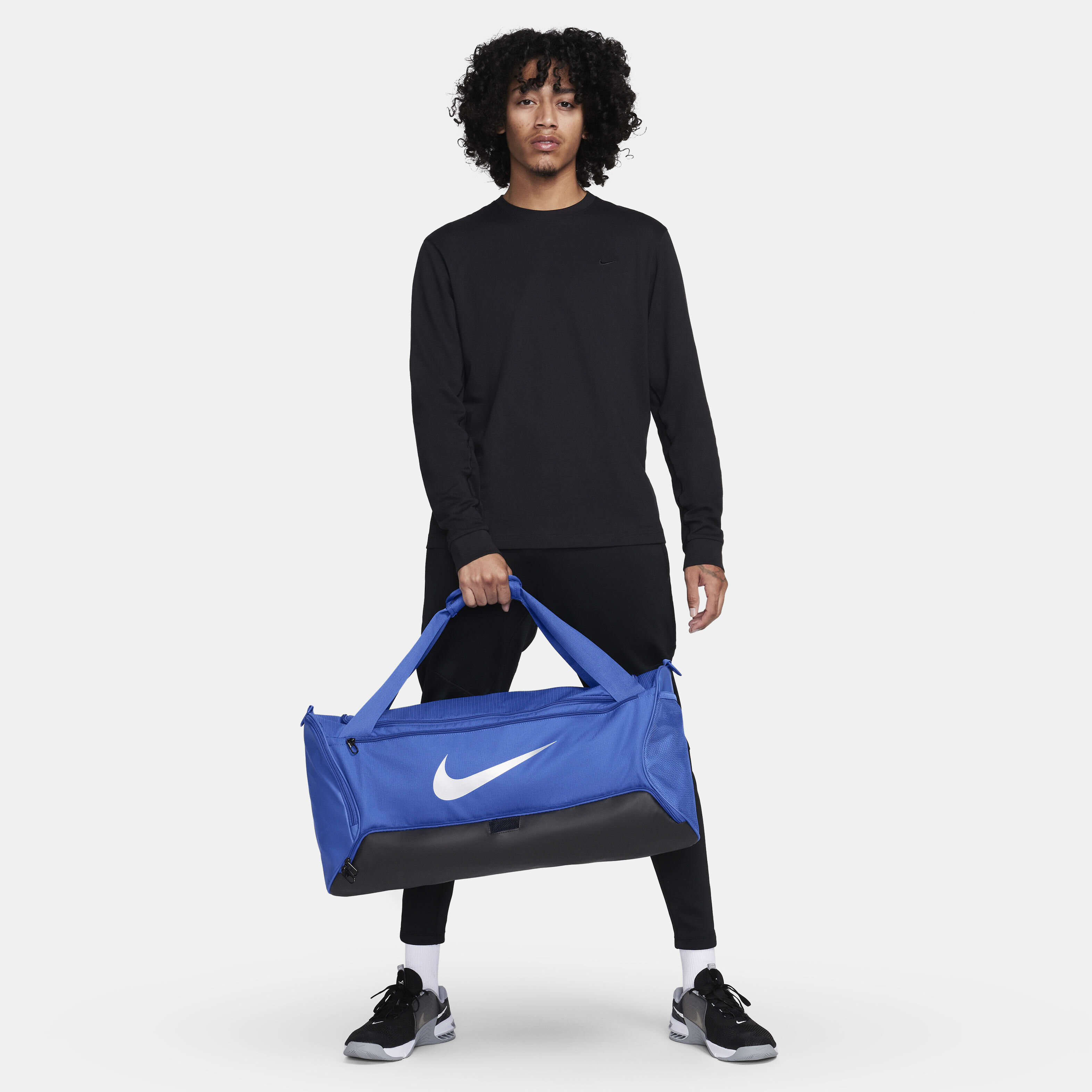 Nike brasilia 6 medium duffel bag top