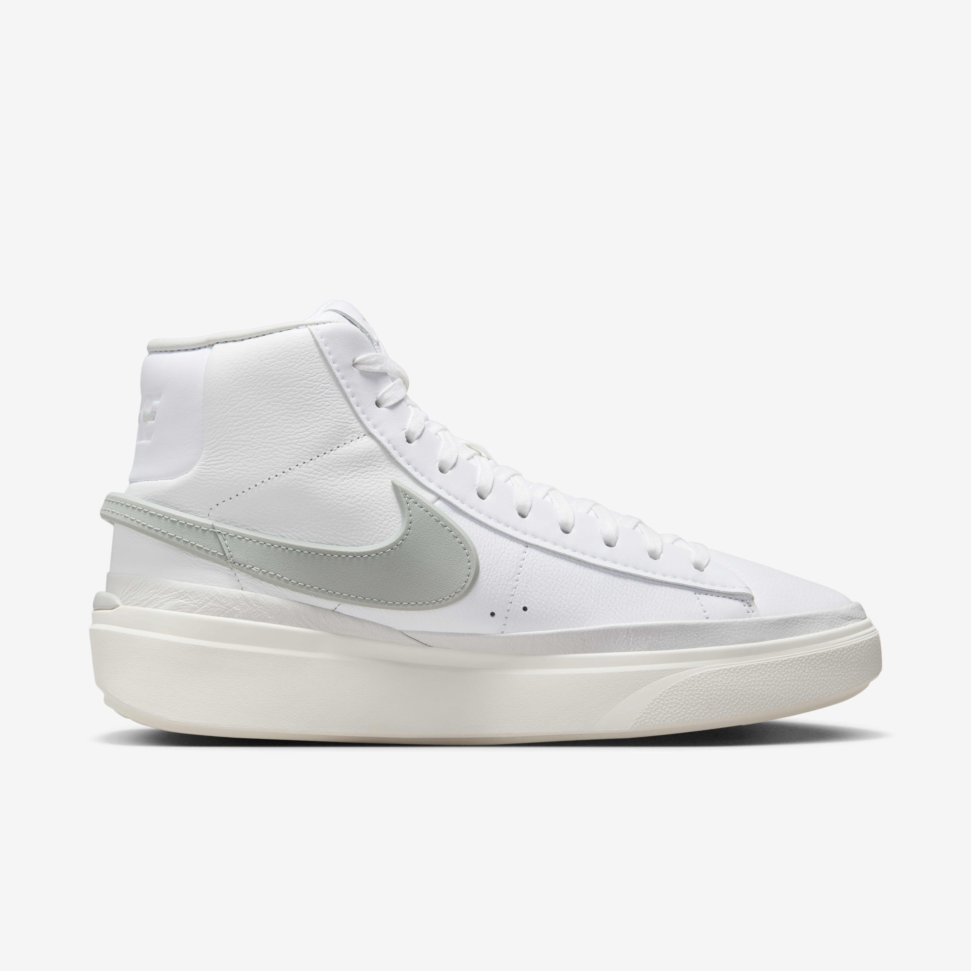 Nike Blazer Phantom Mid image number 2