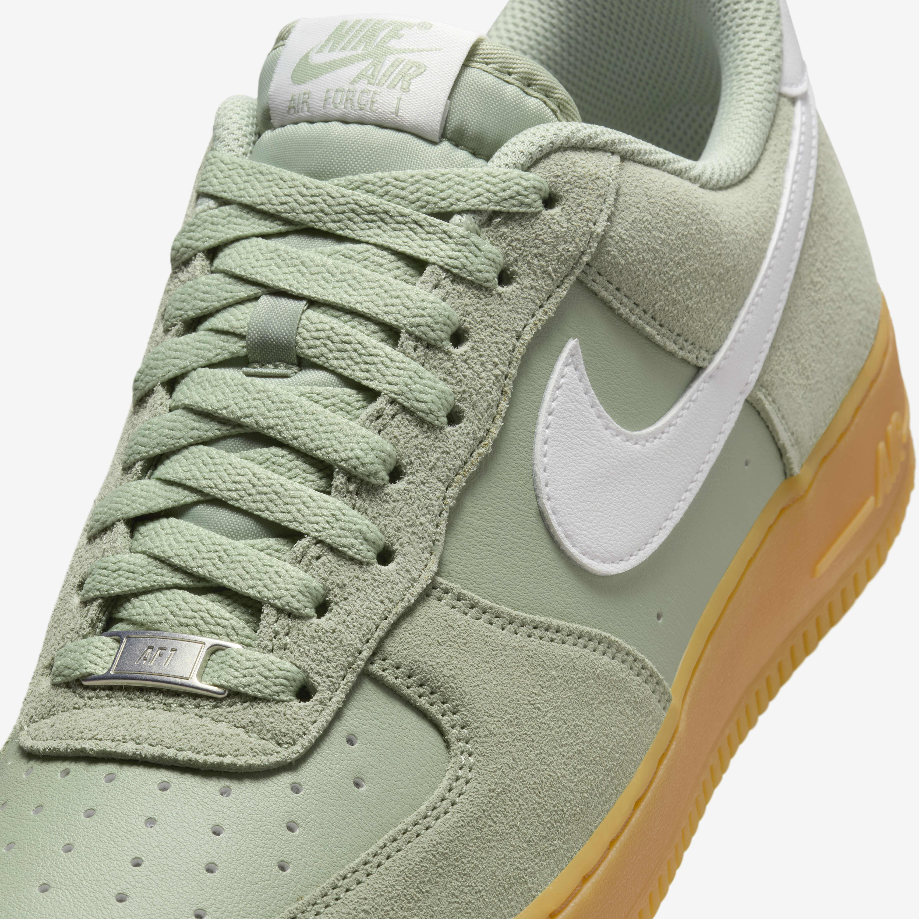 Nike Air Force 1 '07 LV8 image number 6