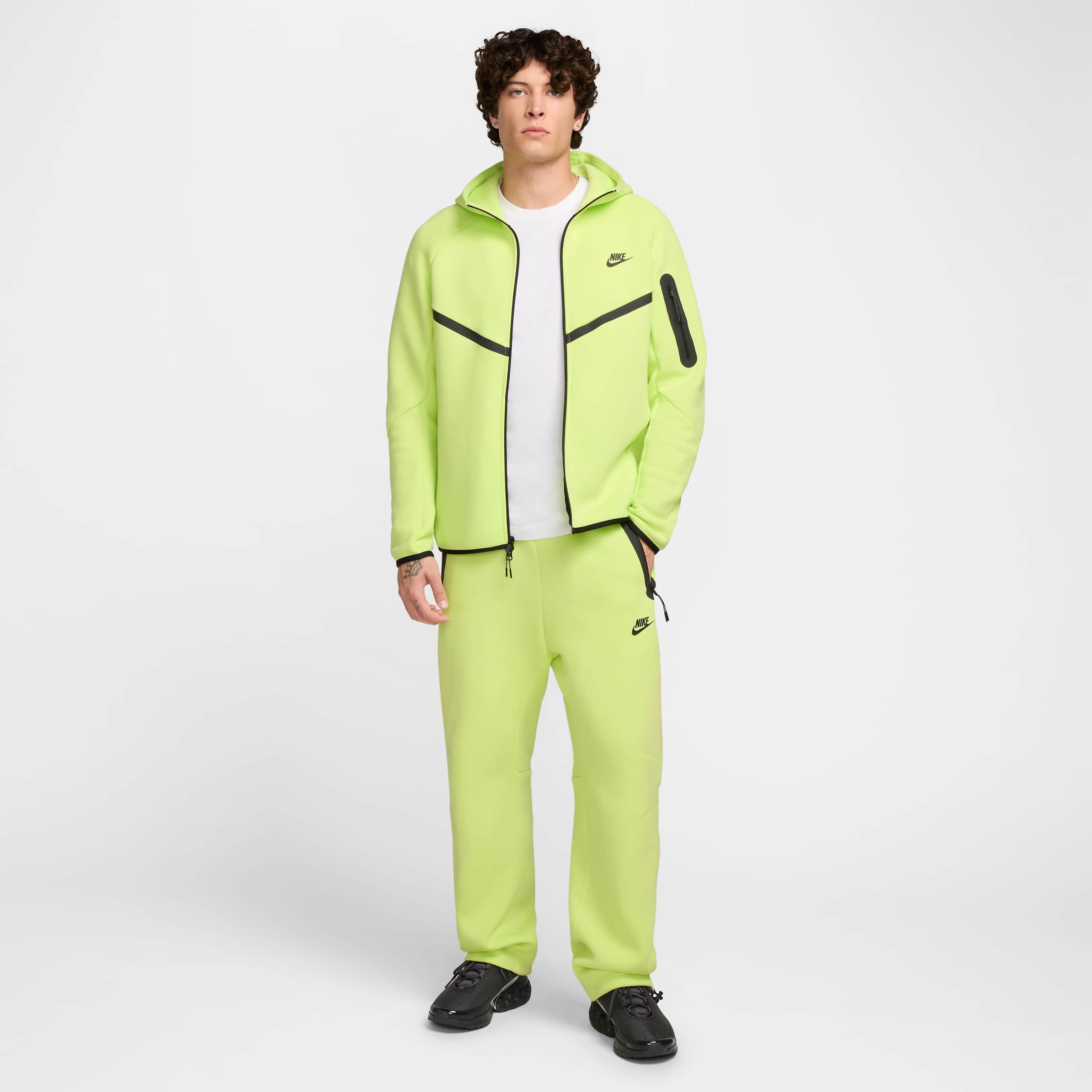 نايكي تك image number 7