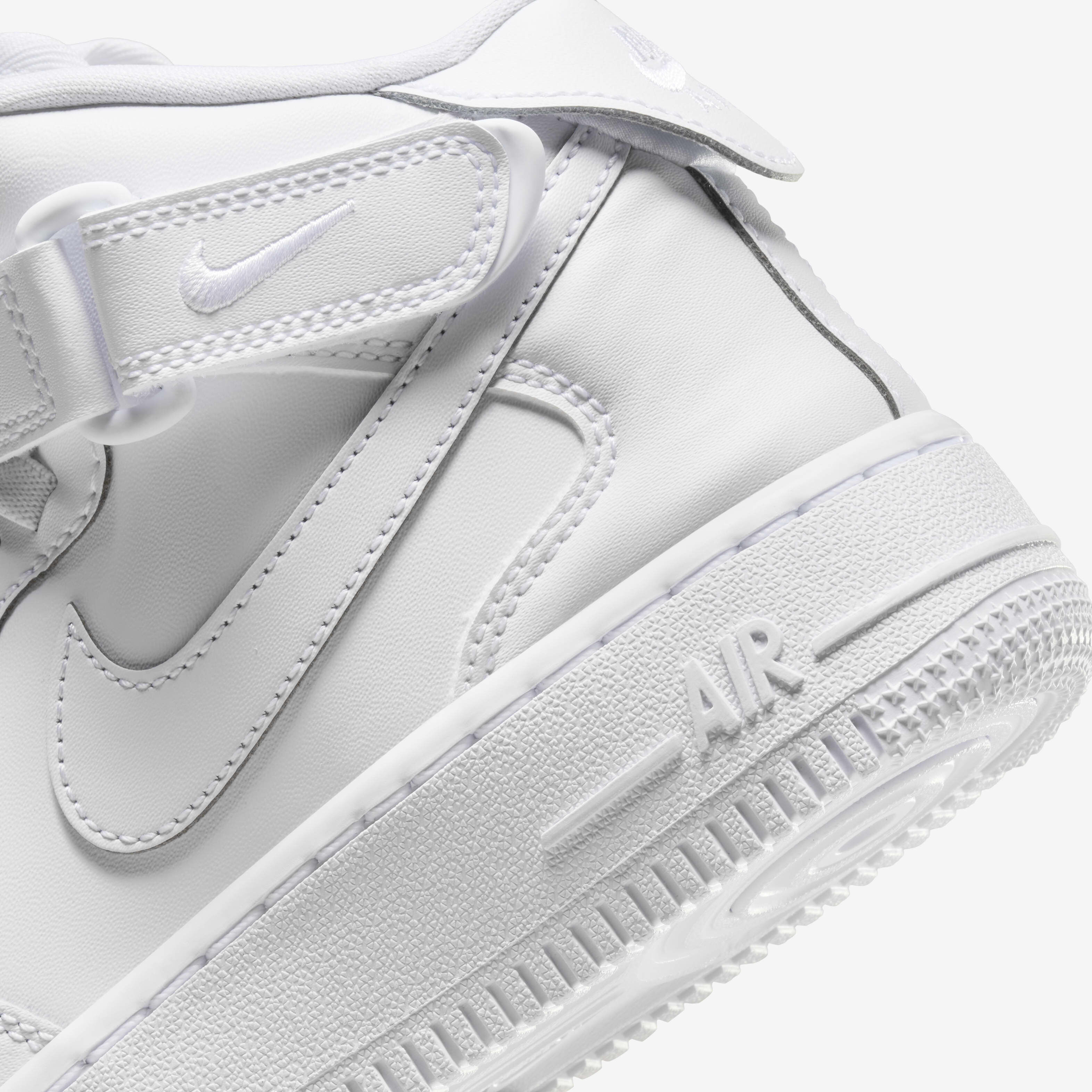 Buy Nike Air Force 1 Mid EasyOn Older Kids Shoes Nike Kuwait Official