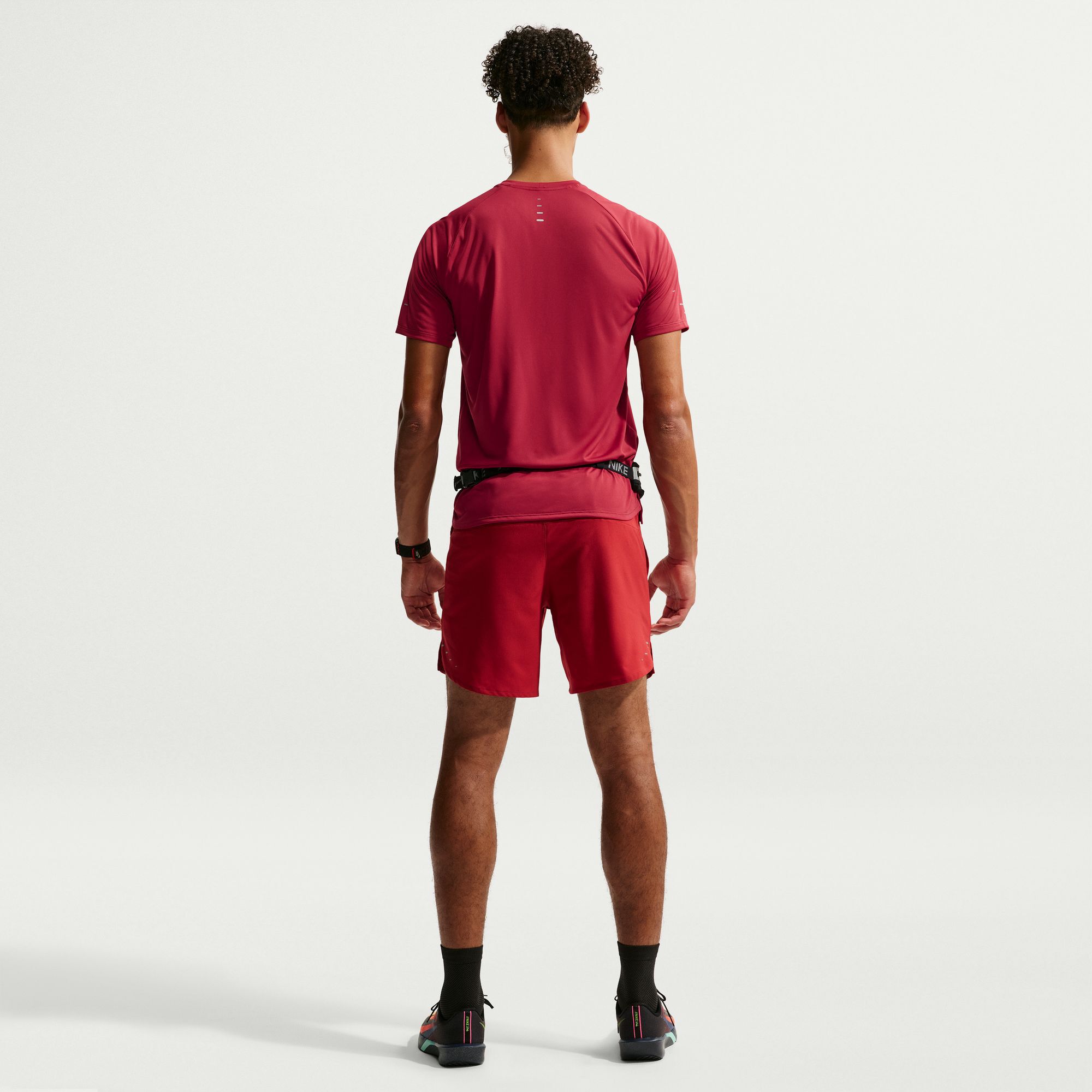 Nike Stride image number 1