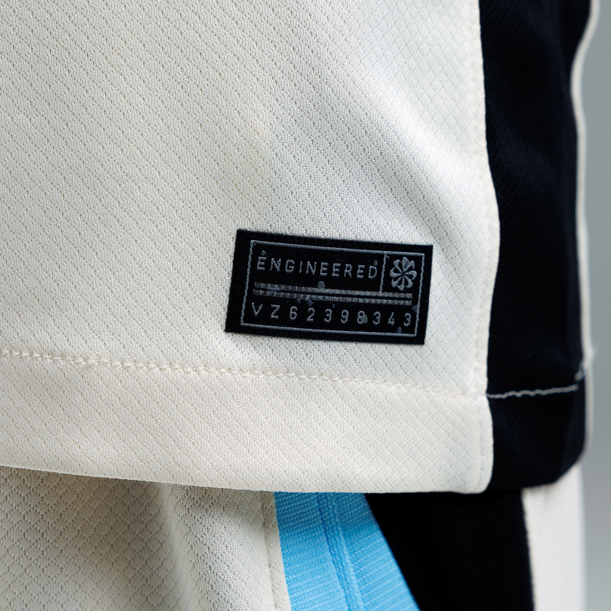 Al-Ittihad F.C. 2025/26 Stadium Away Jersey image number 4