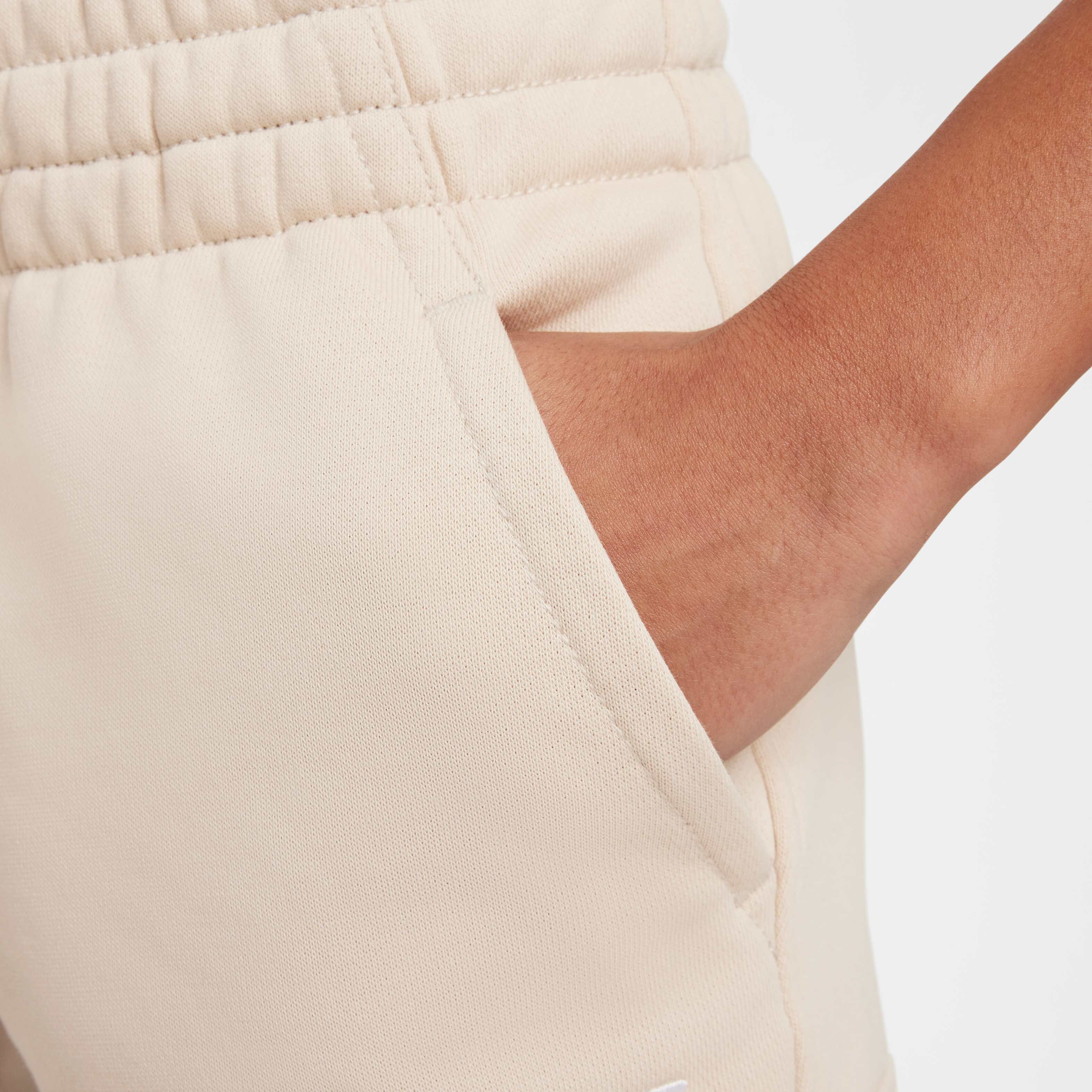 نايكي سبورتسوير كلوب image number 3