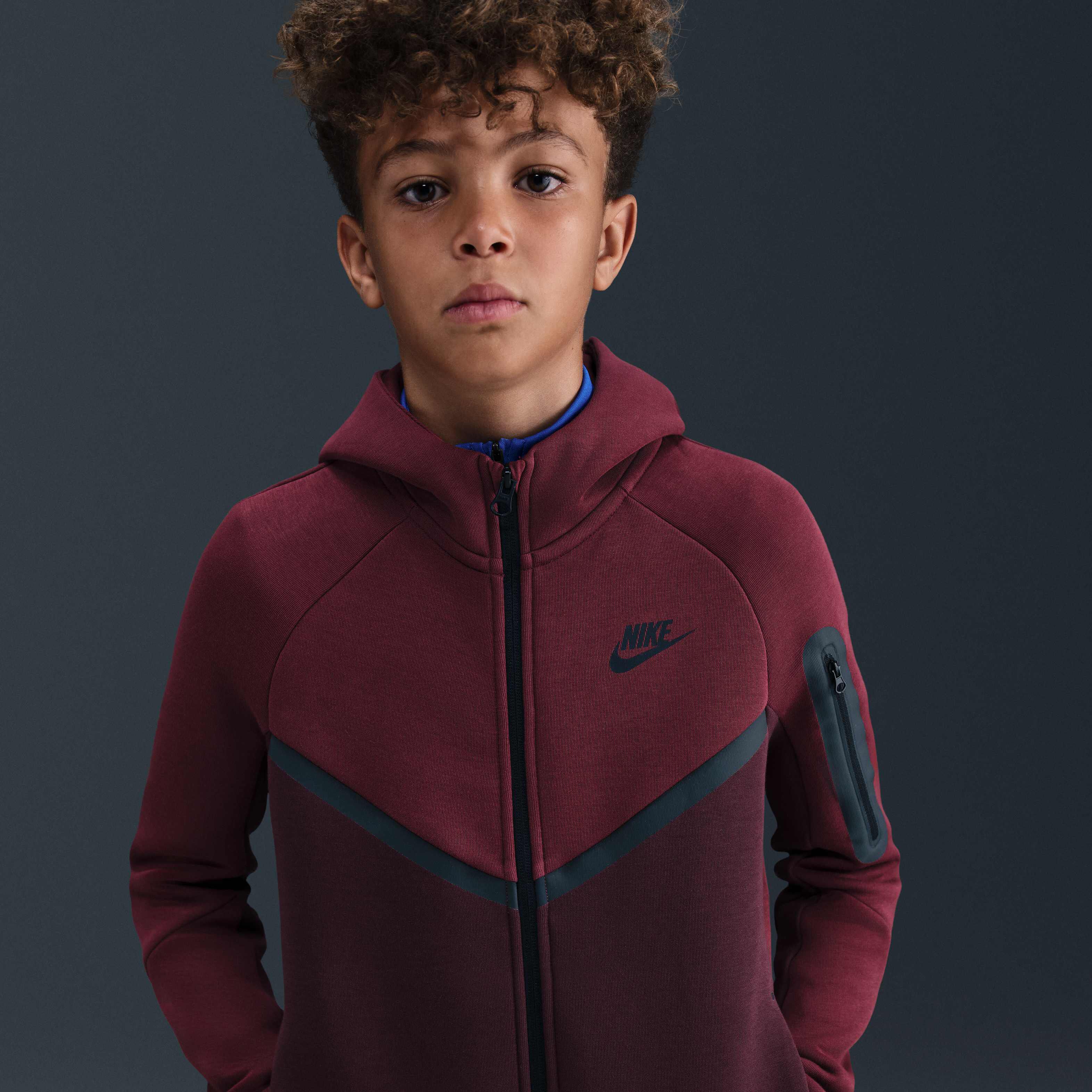 Nike Sportswear Tech Fleece image number 2