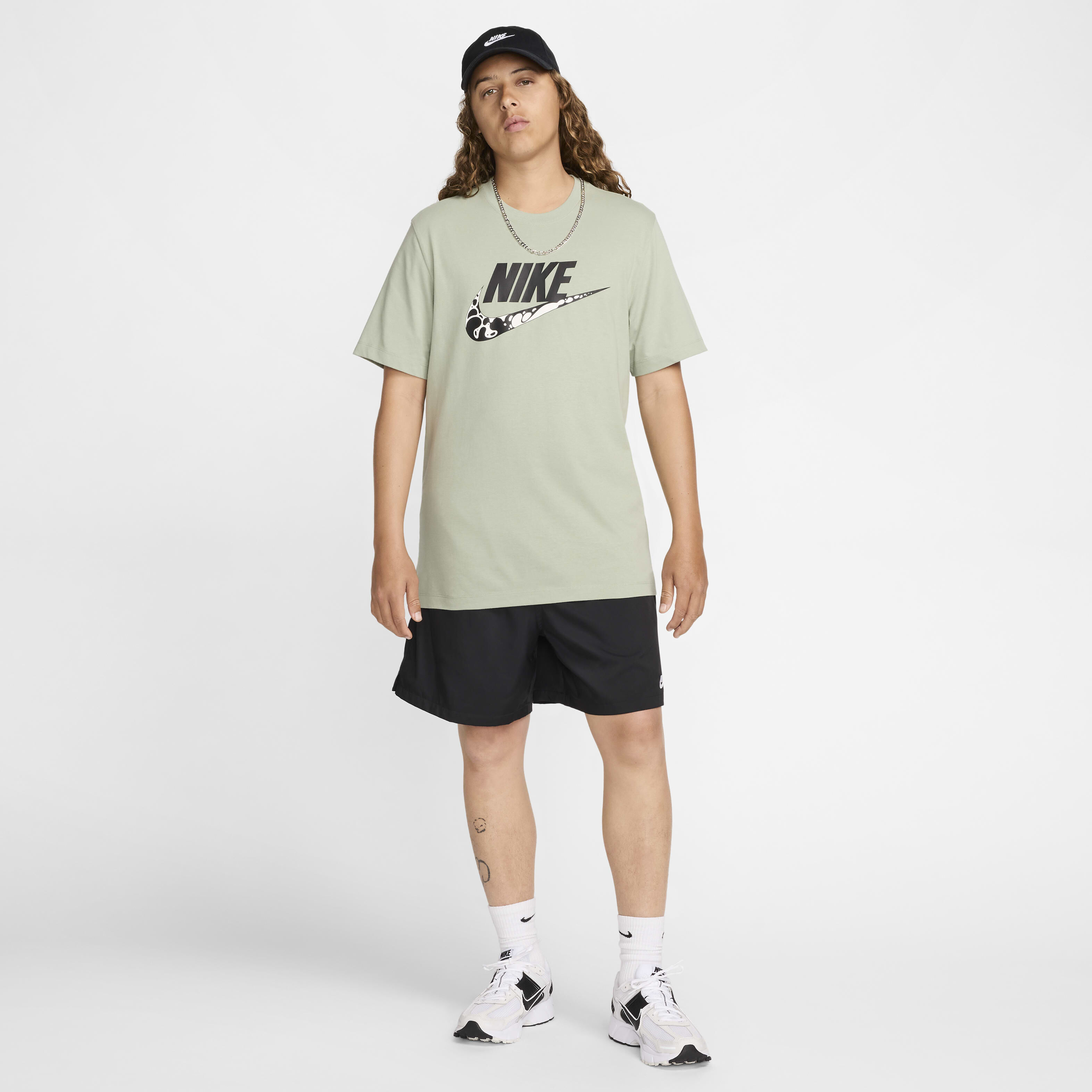 ★ Nike★ Sportswear Club T-Shirt M Jade Horizon FV0376370 Buy Nike Sportswear Men's T-Shirt - Jade Horizon | Nike