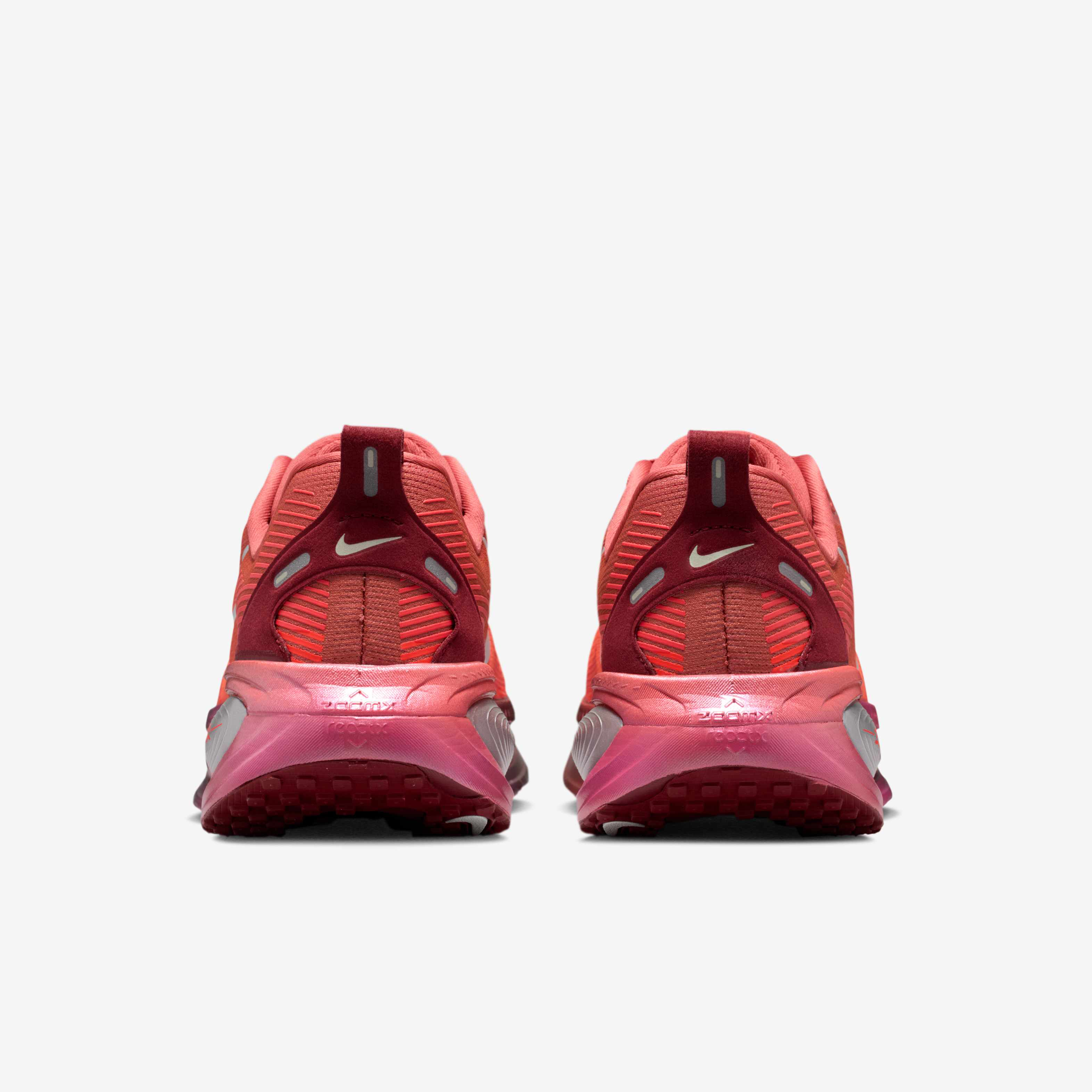 Nike Vomero 18 SE image number 5