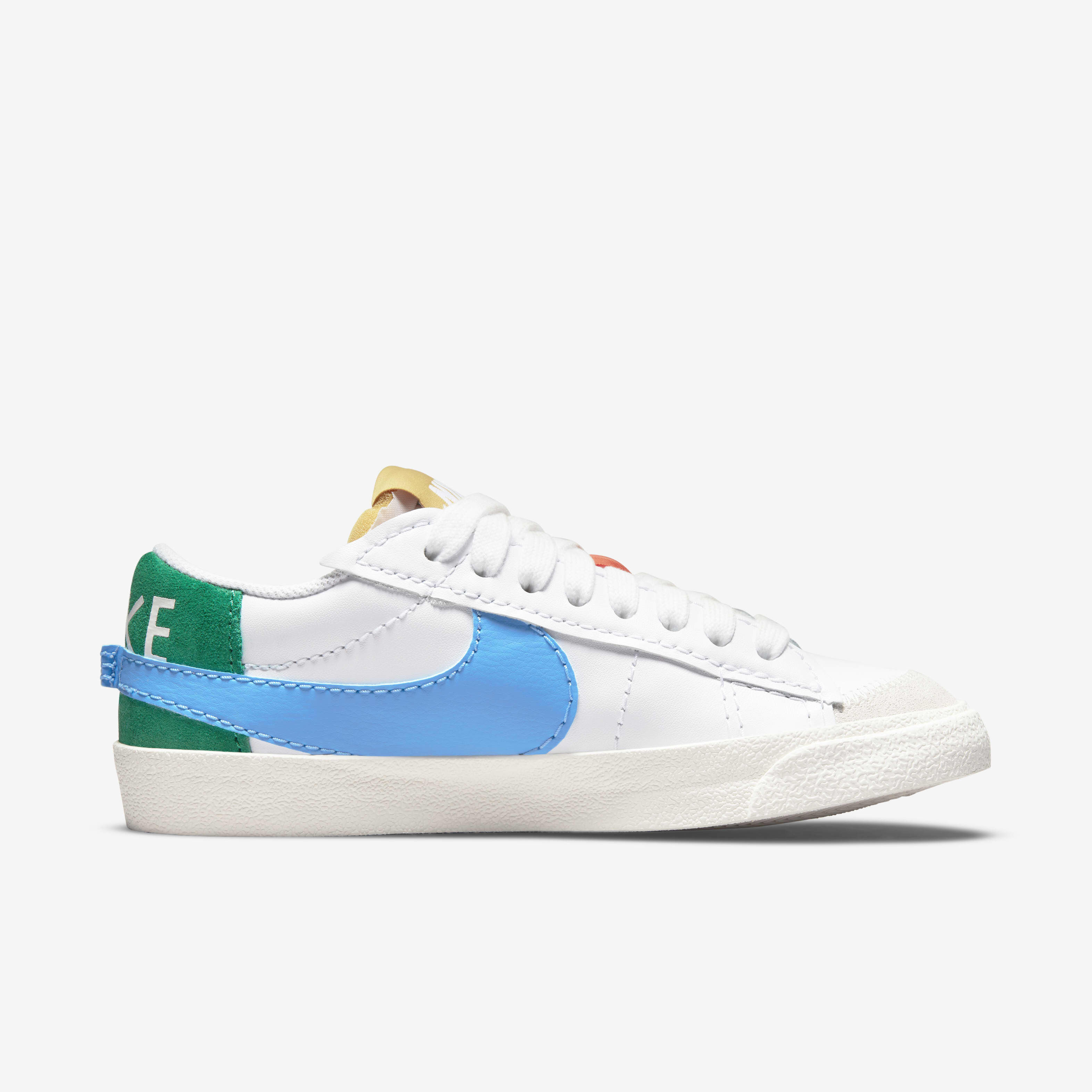 Women's Blazer Low '77 Jumbo Shoes image number 2