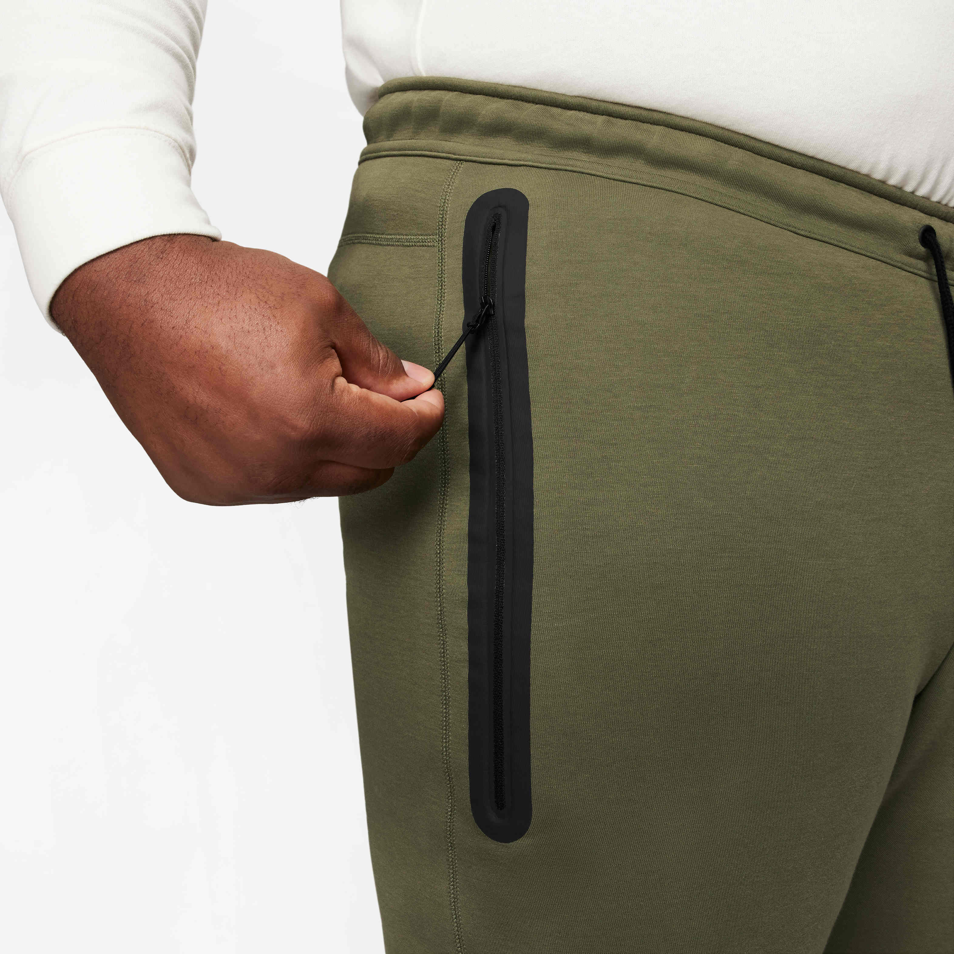 نايكي سبورتسوير تك فليس image number 14