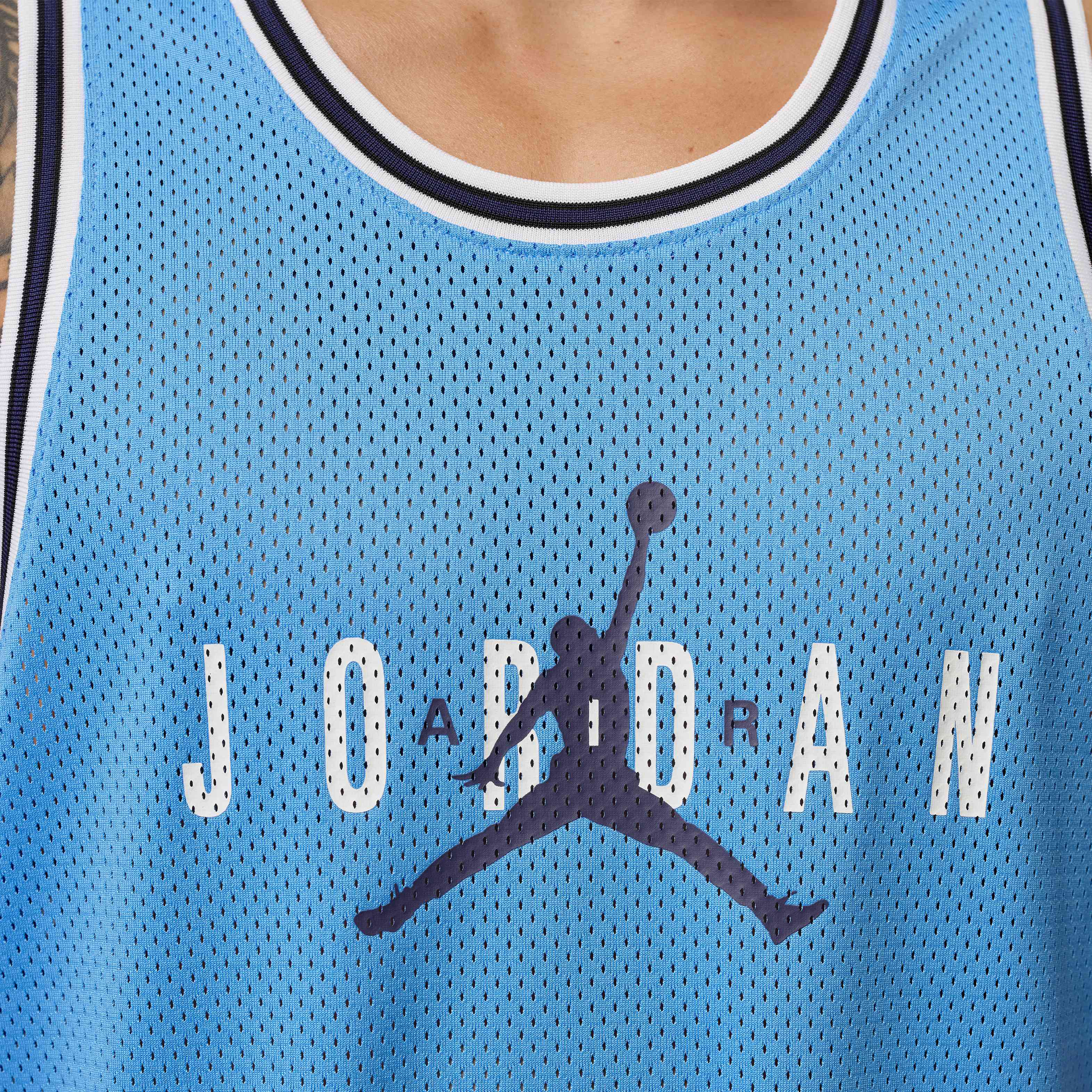 Jordan Brooklyn image number 3