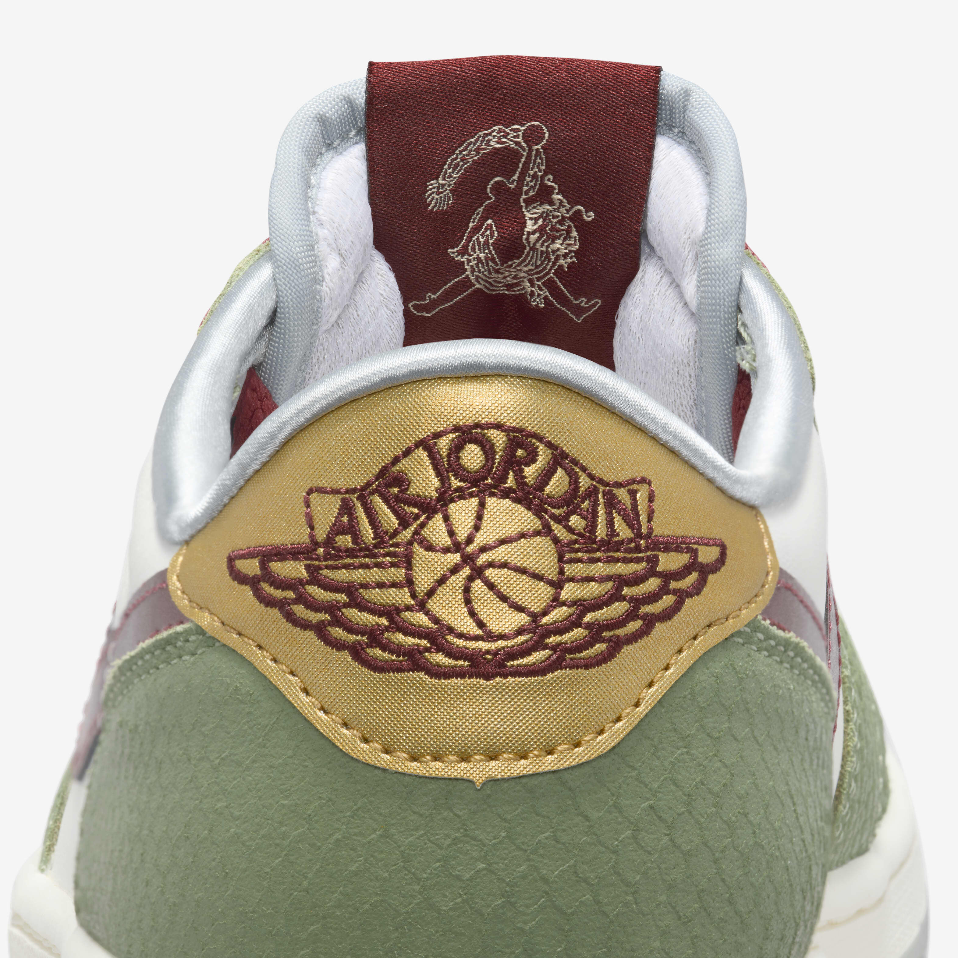 Air Jordan 1 Retro Low OG Lunar New Year image number 8
