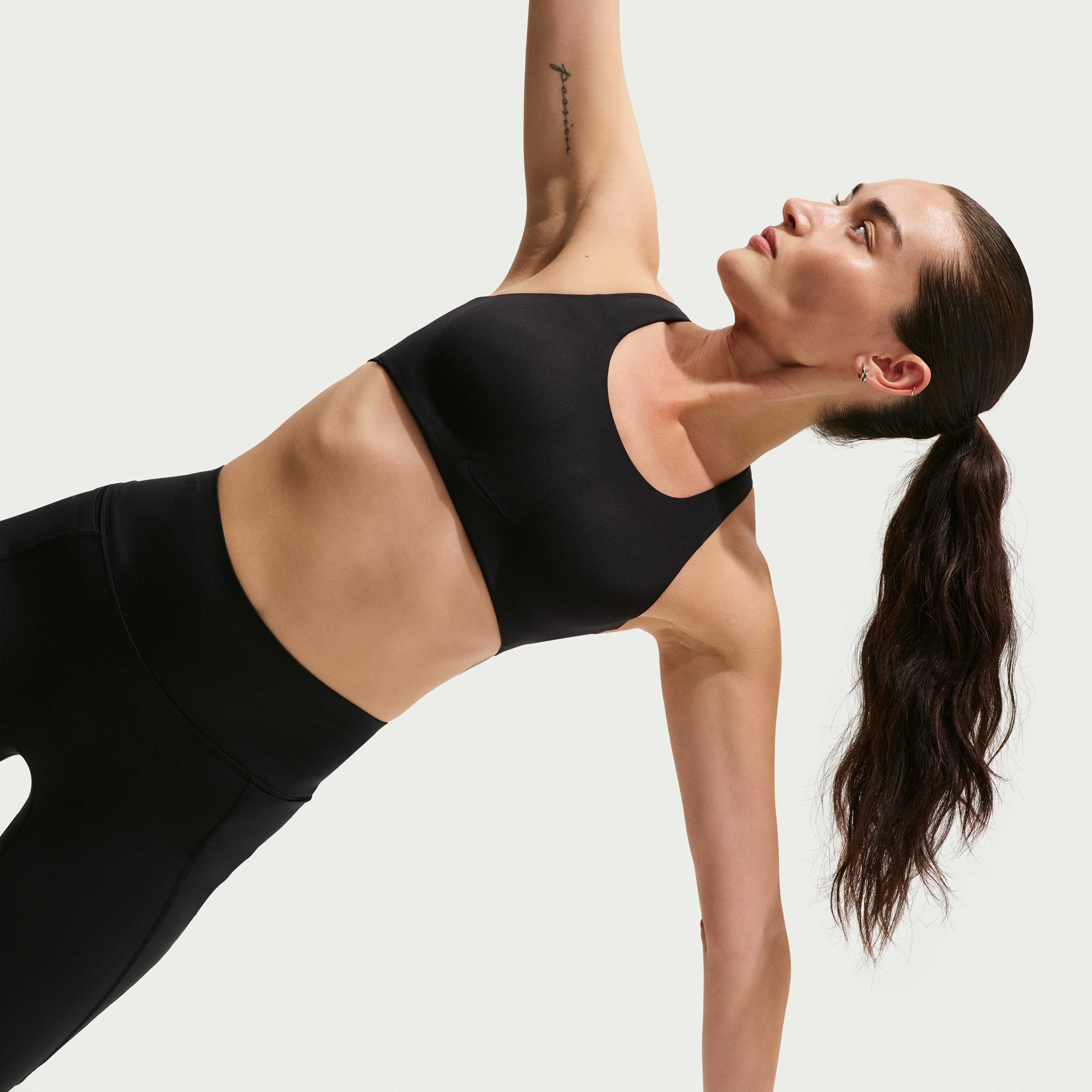 Nike Rival image number 2