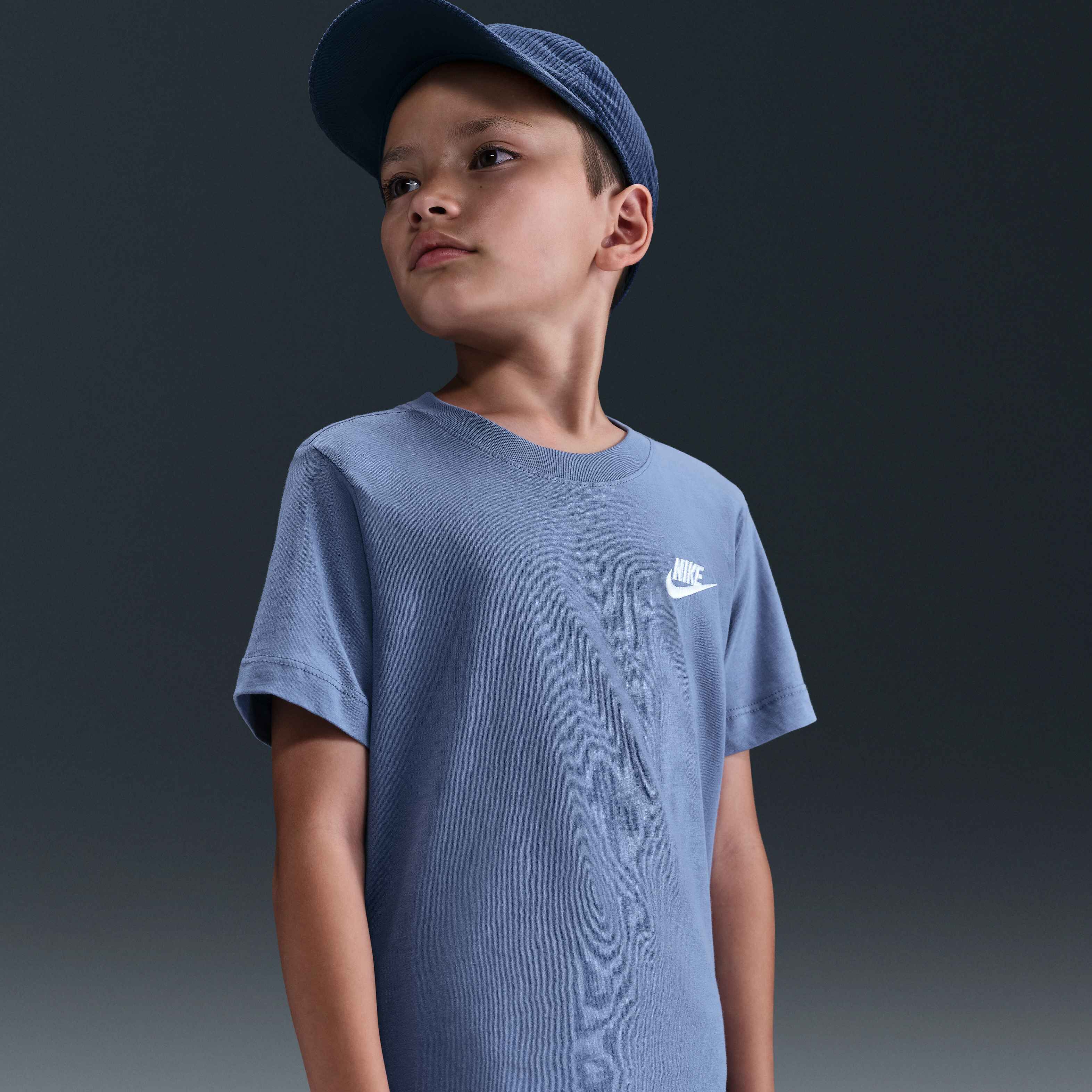 Nike Sportswear image number 0