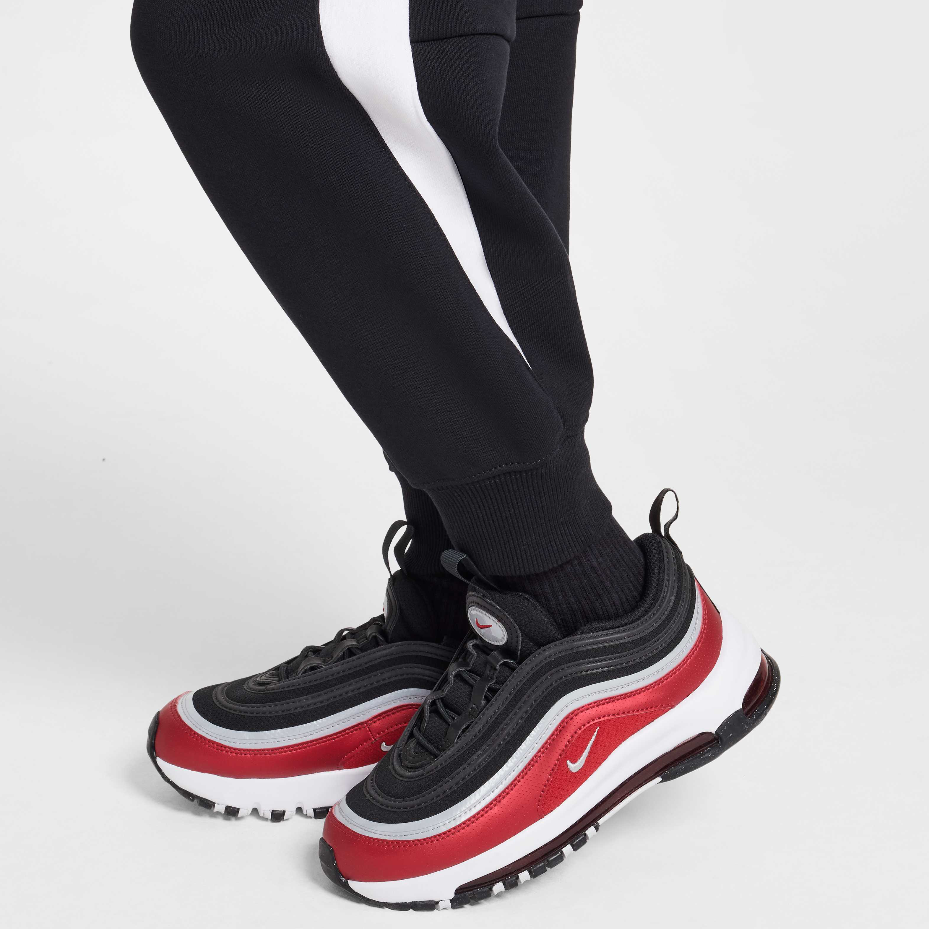 نايكي سبورتسوير image number 14