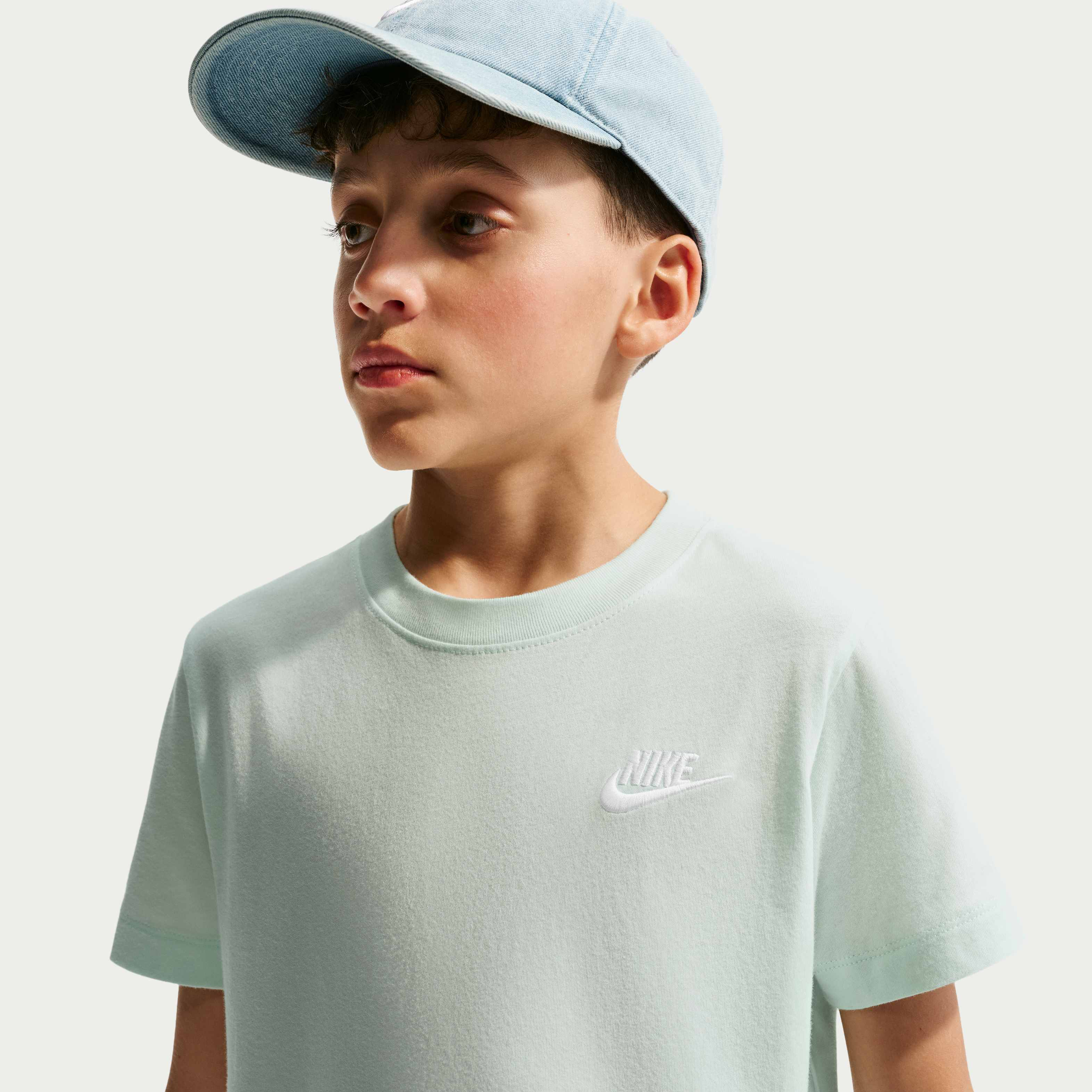 Nike Sportswear image number 2