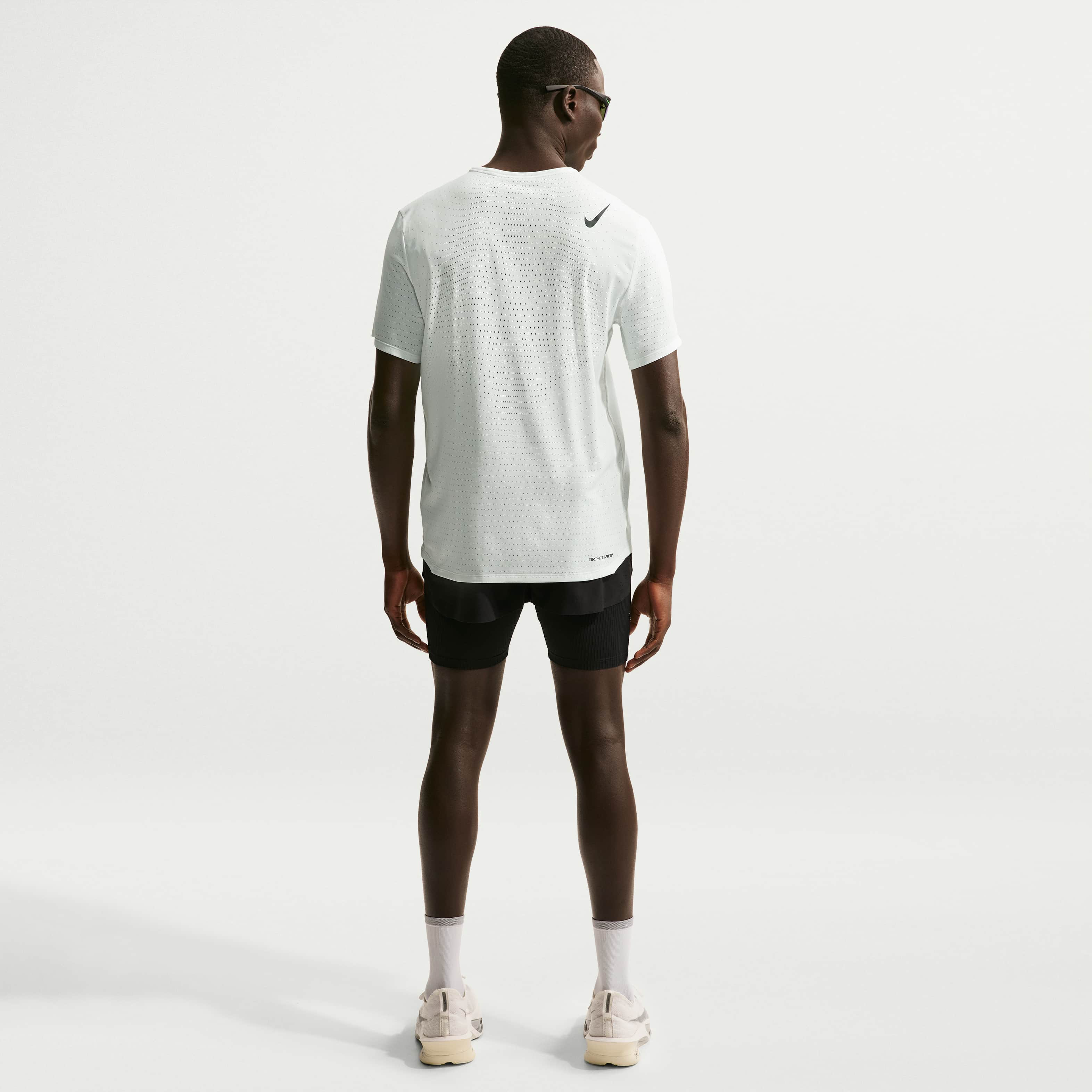 Nike AeroSwift image number 4