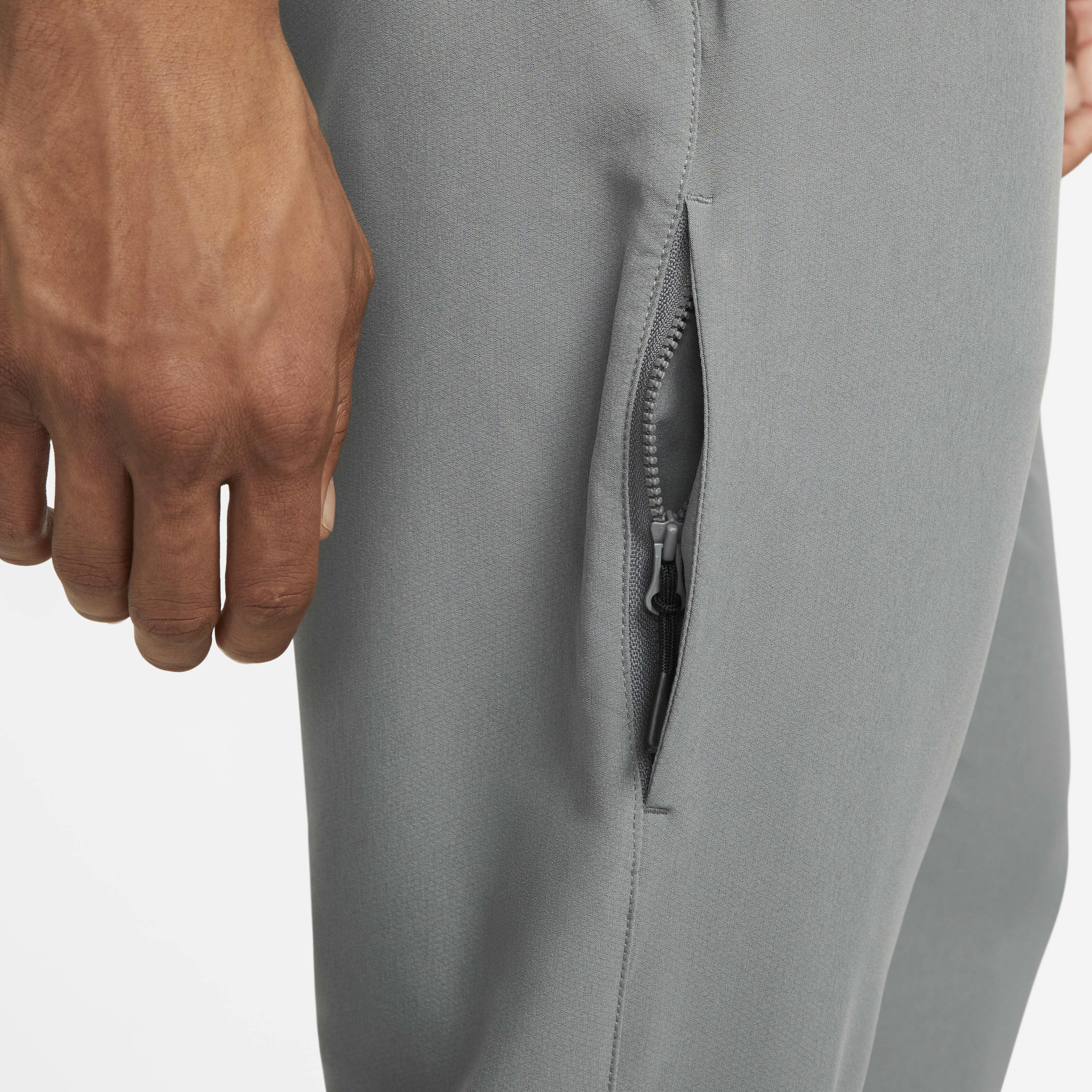 نايكي انسكريبتد image number 5