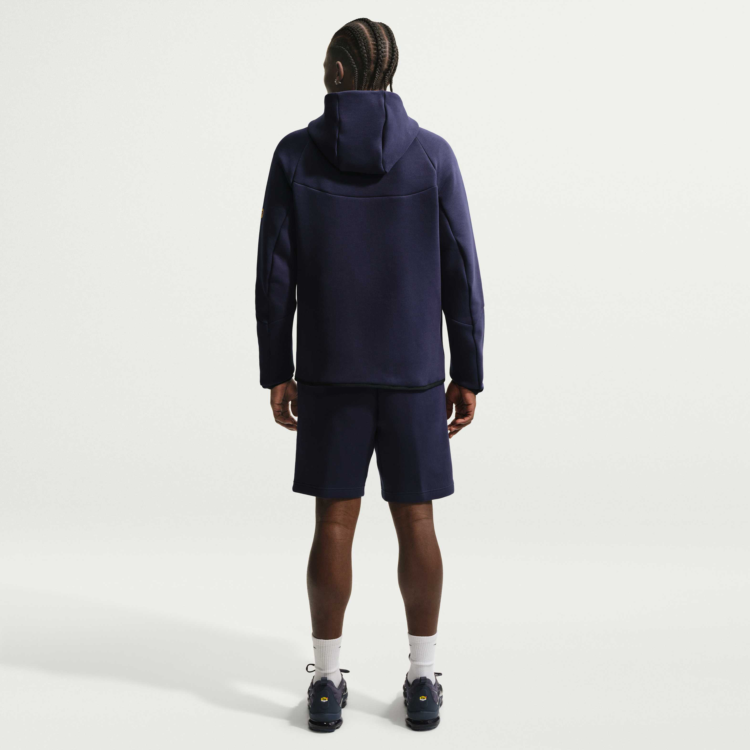 F.C. Barcelona Tech Fleece image number 4