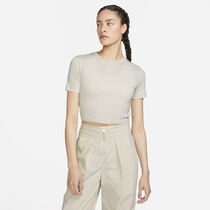 Nike Sportswear Essential