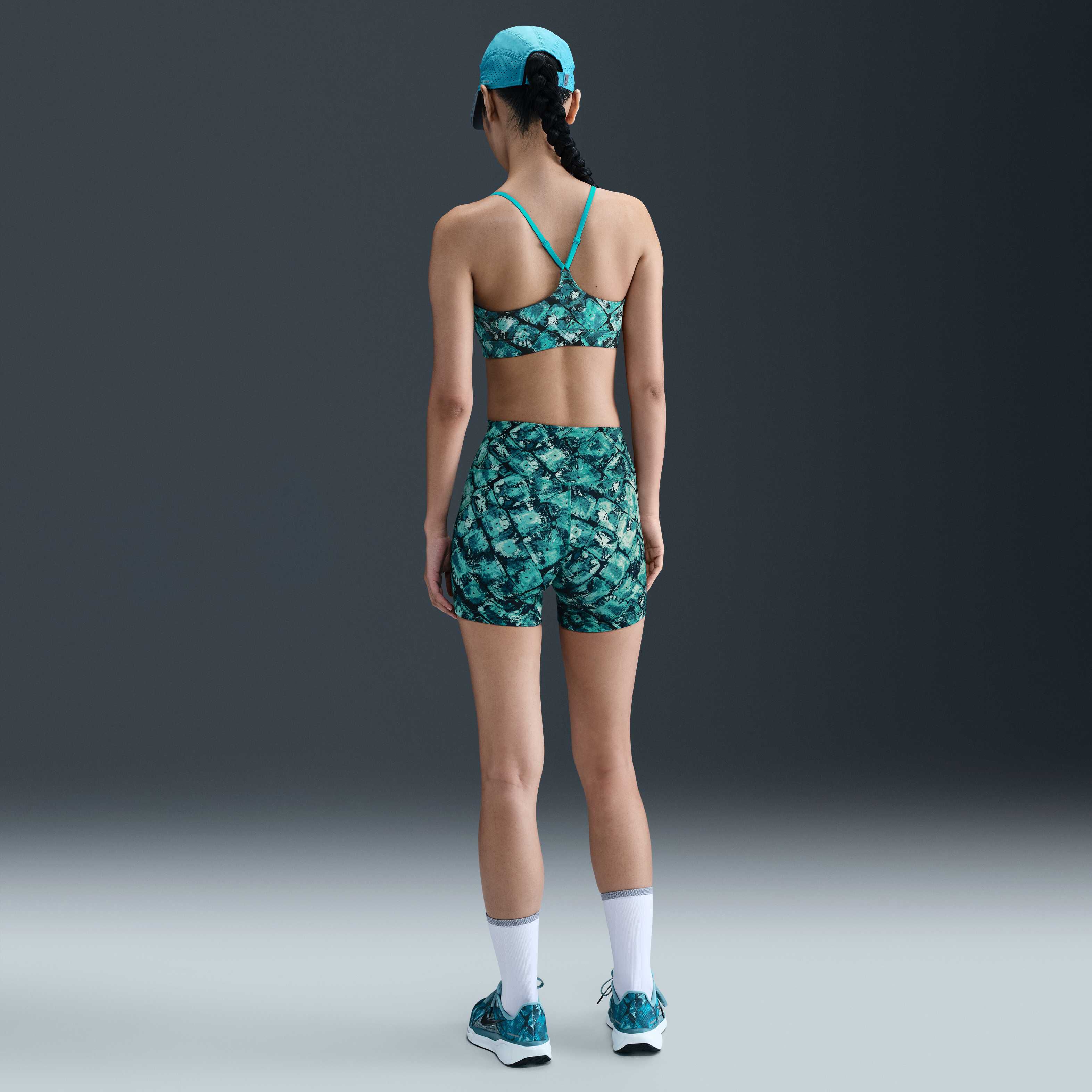 نايكي ويمنز ارتيست كوليكشن image number 3