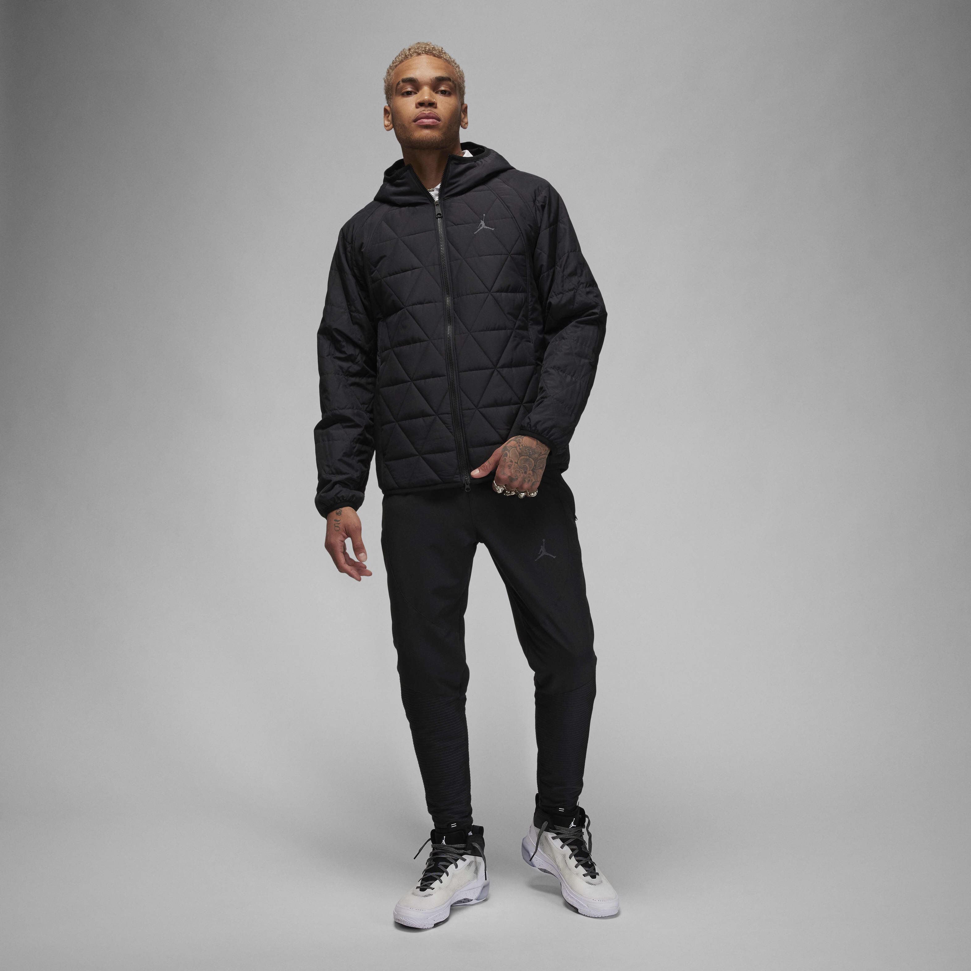 Buy Jordan Therma FIT Sport Men s Mid weight Jacket Nike Kuwait Official