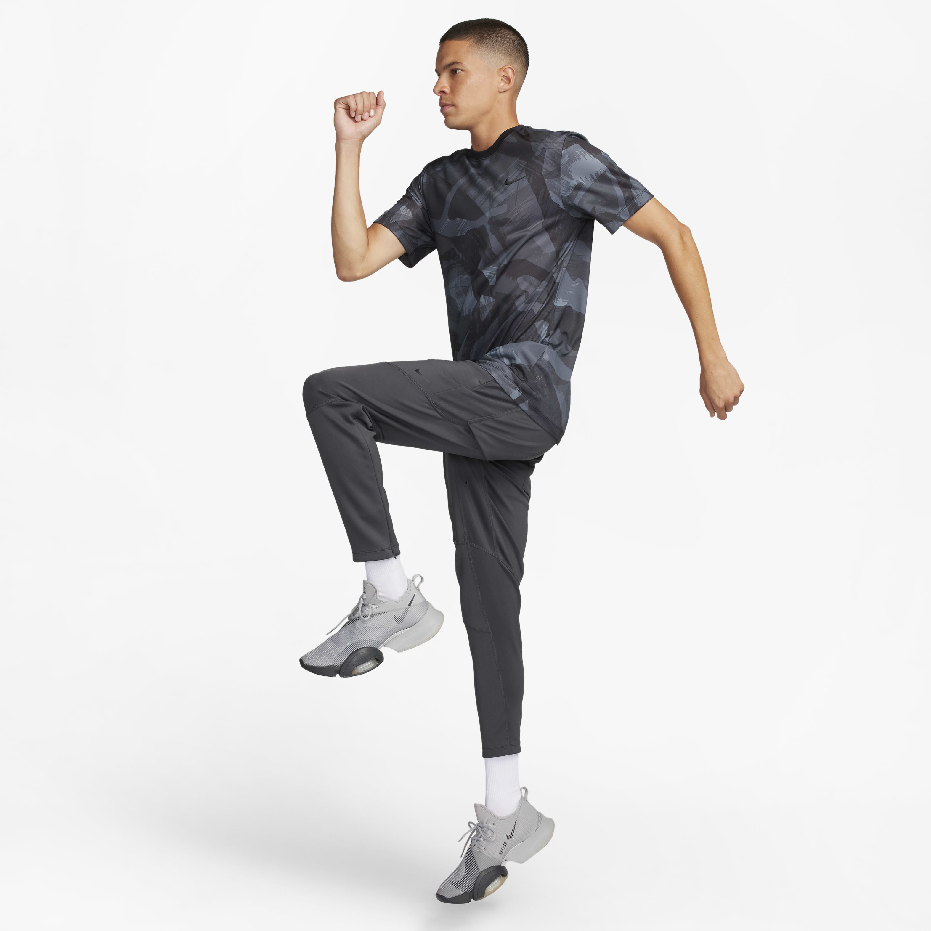 Nike Dri-FIT ADV Axis image number 9