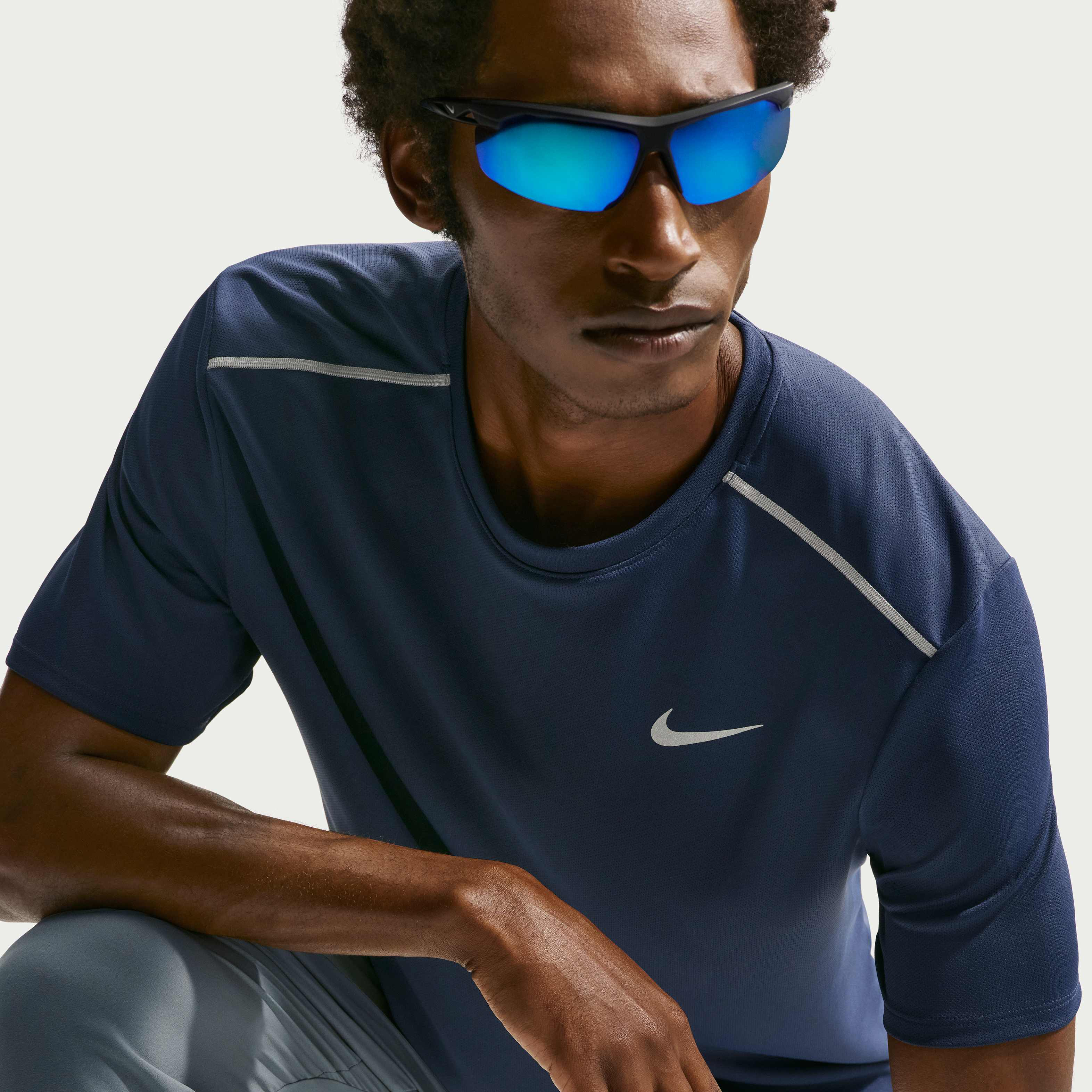 Nike Miler image number 2