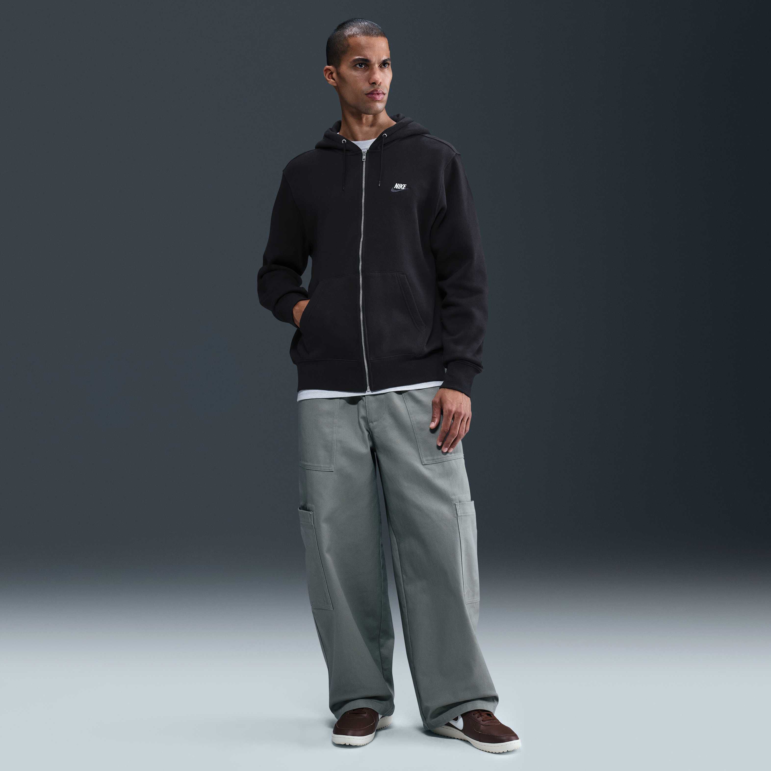 Nike Sportswear Club image number 3