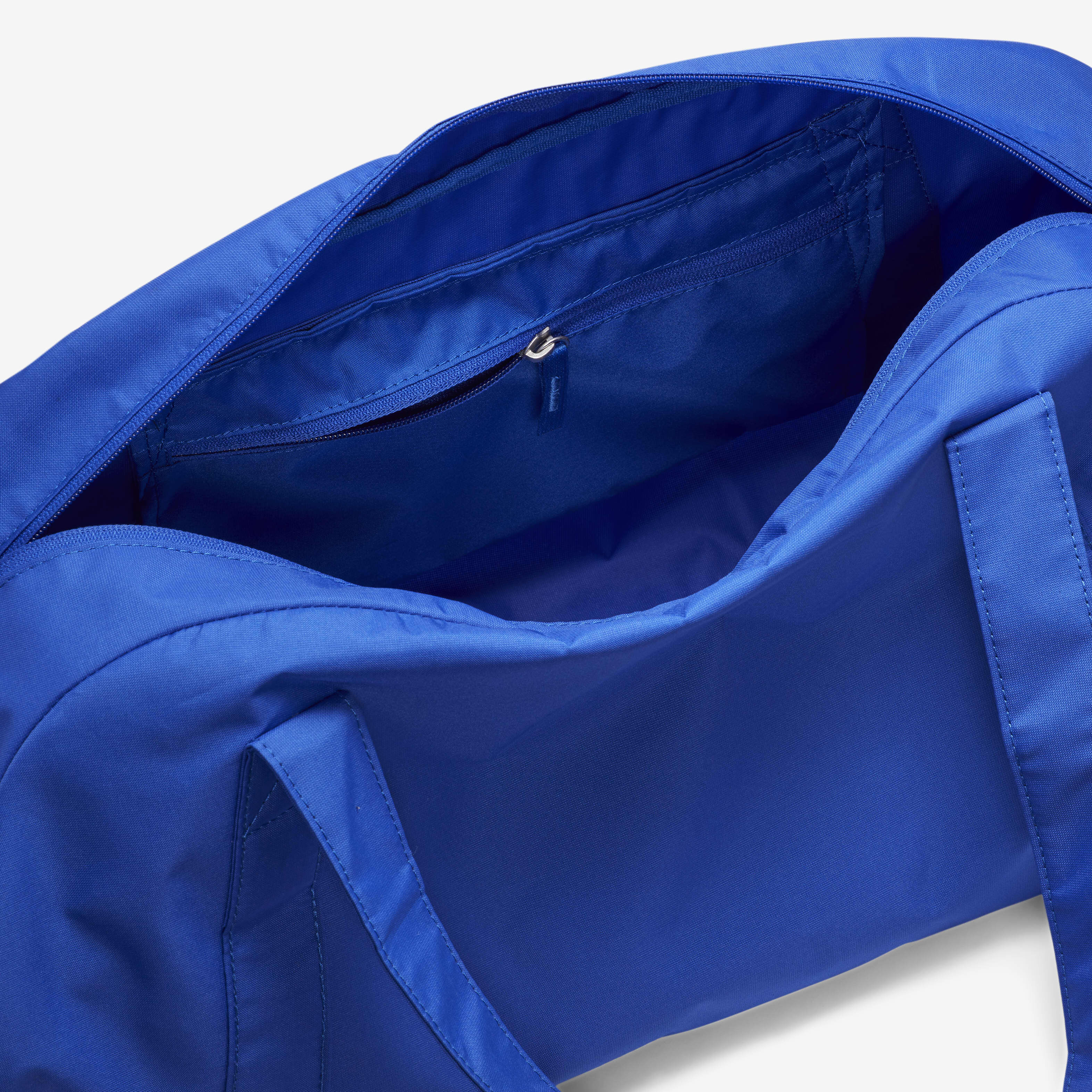 Nike Gym Club image number 5