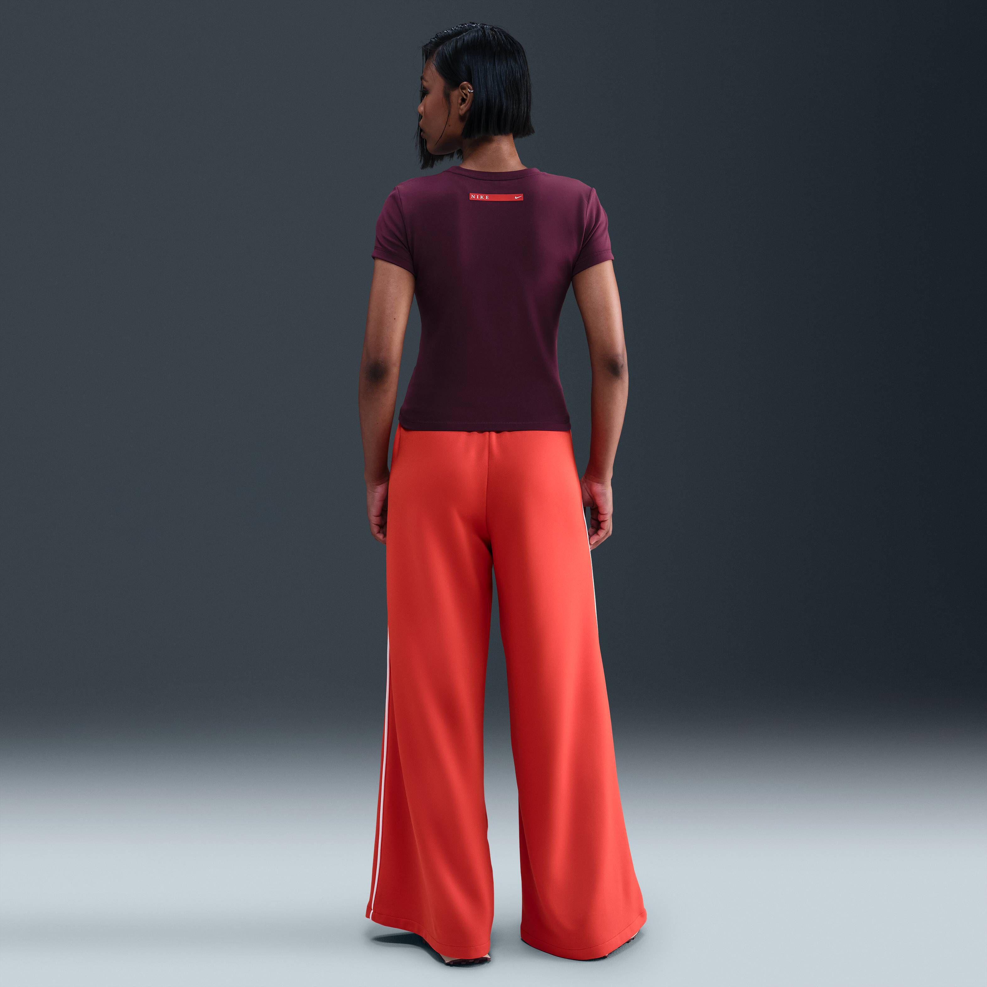 نايكي سبورتسوير image number 4